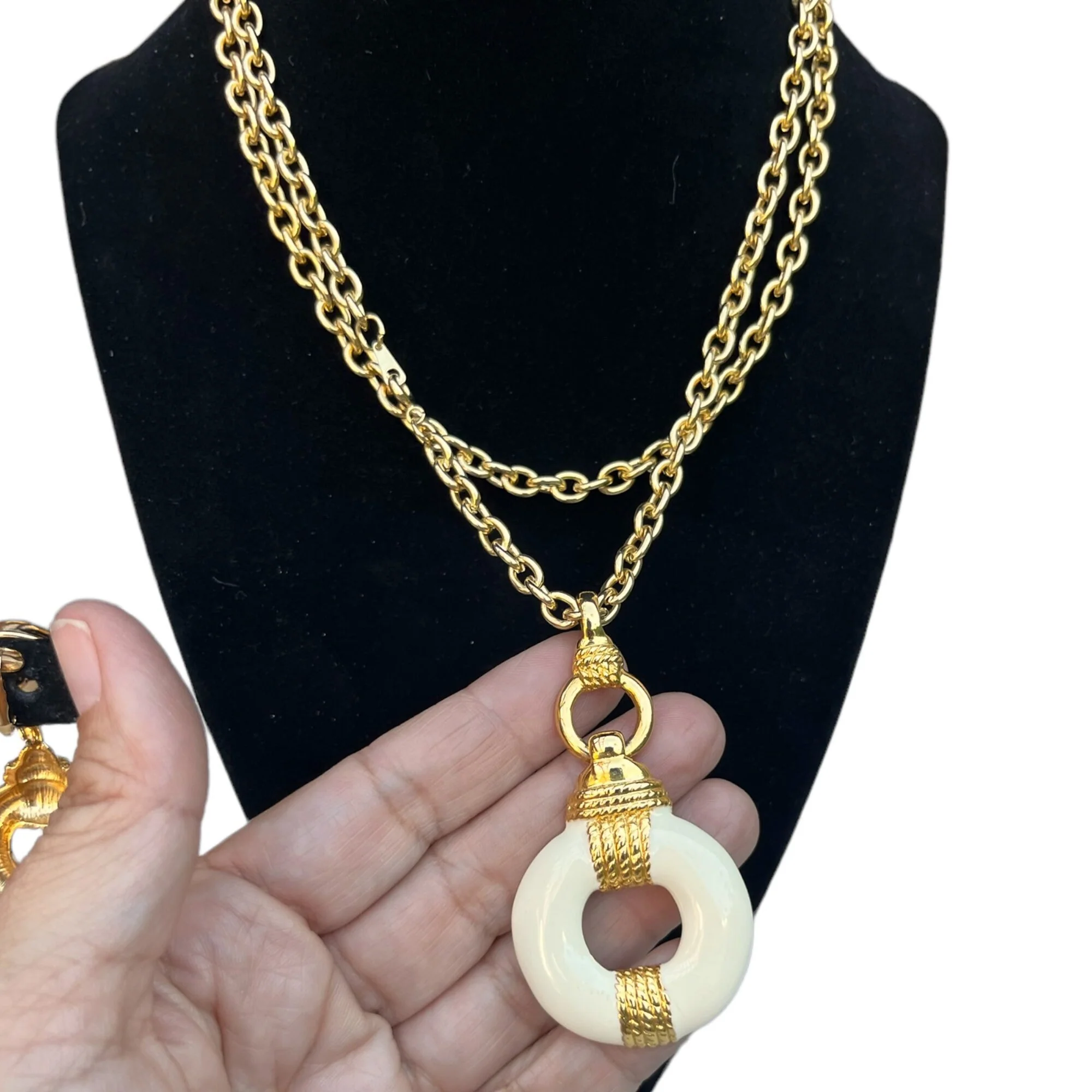 Exquisite Vintage Cream Enamel Set Necklace Earrings 80s 90s Runway Long Pendant Drop Dangle Hoops Quality - Image 2