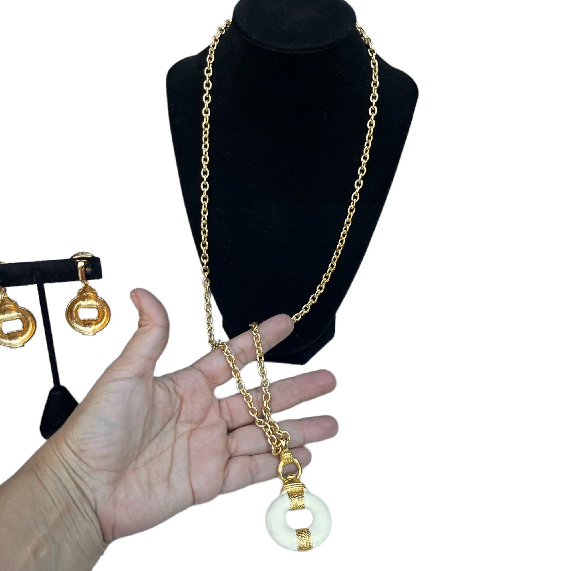 Exquisite Vintage Cream Enamel Set Necklace Earrings 80s 90s Runway Long Pendant Drop Dangle Hoops Quality - Image 5