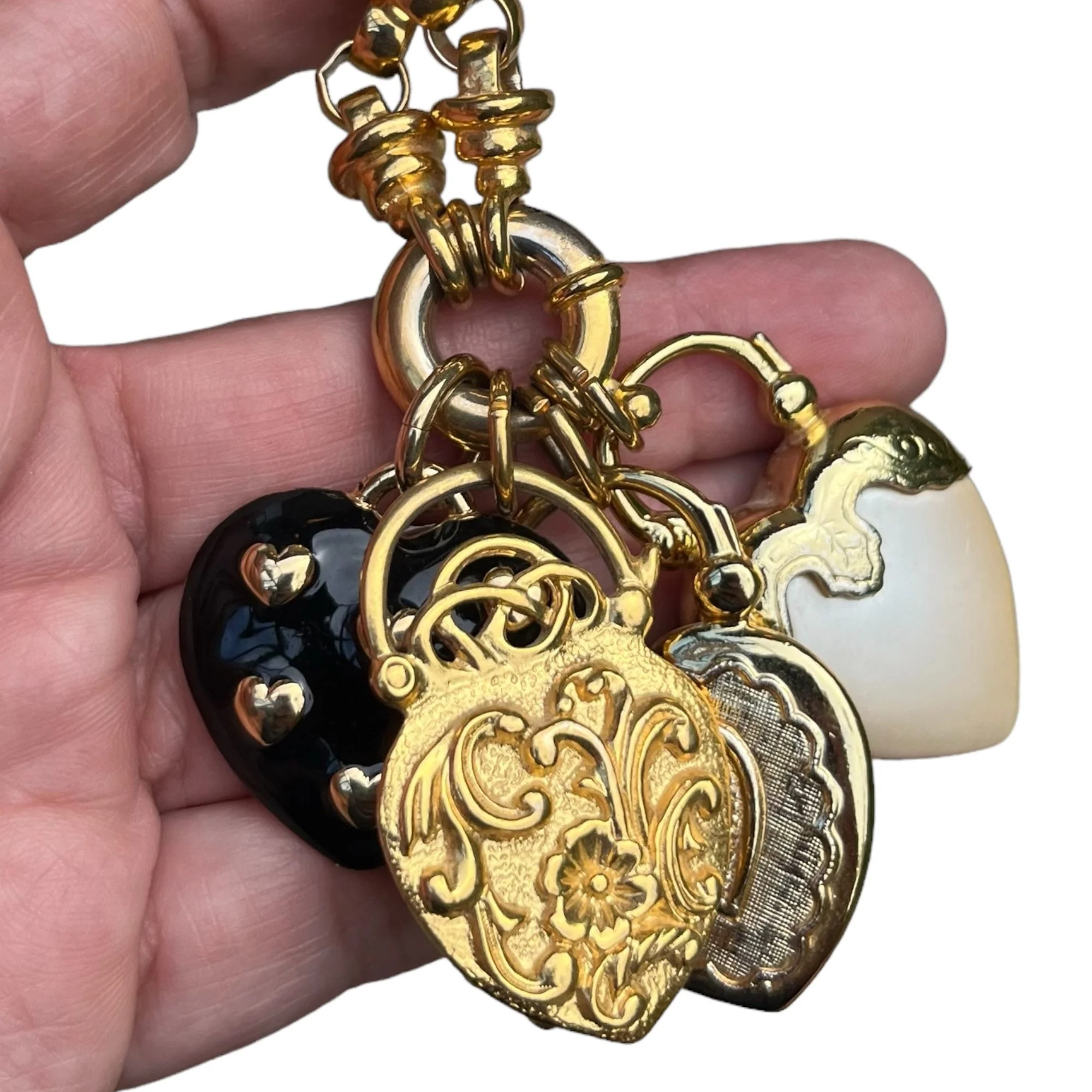 Fab Vintage Joan Rivers Pendant Necklace 80s 90s Chunky Gold Rolo Chain Black Enamel Faux Pearl Antiqued Heart Charms by Joan Rivers - Image 4