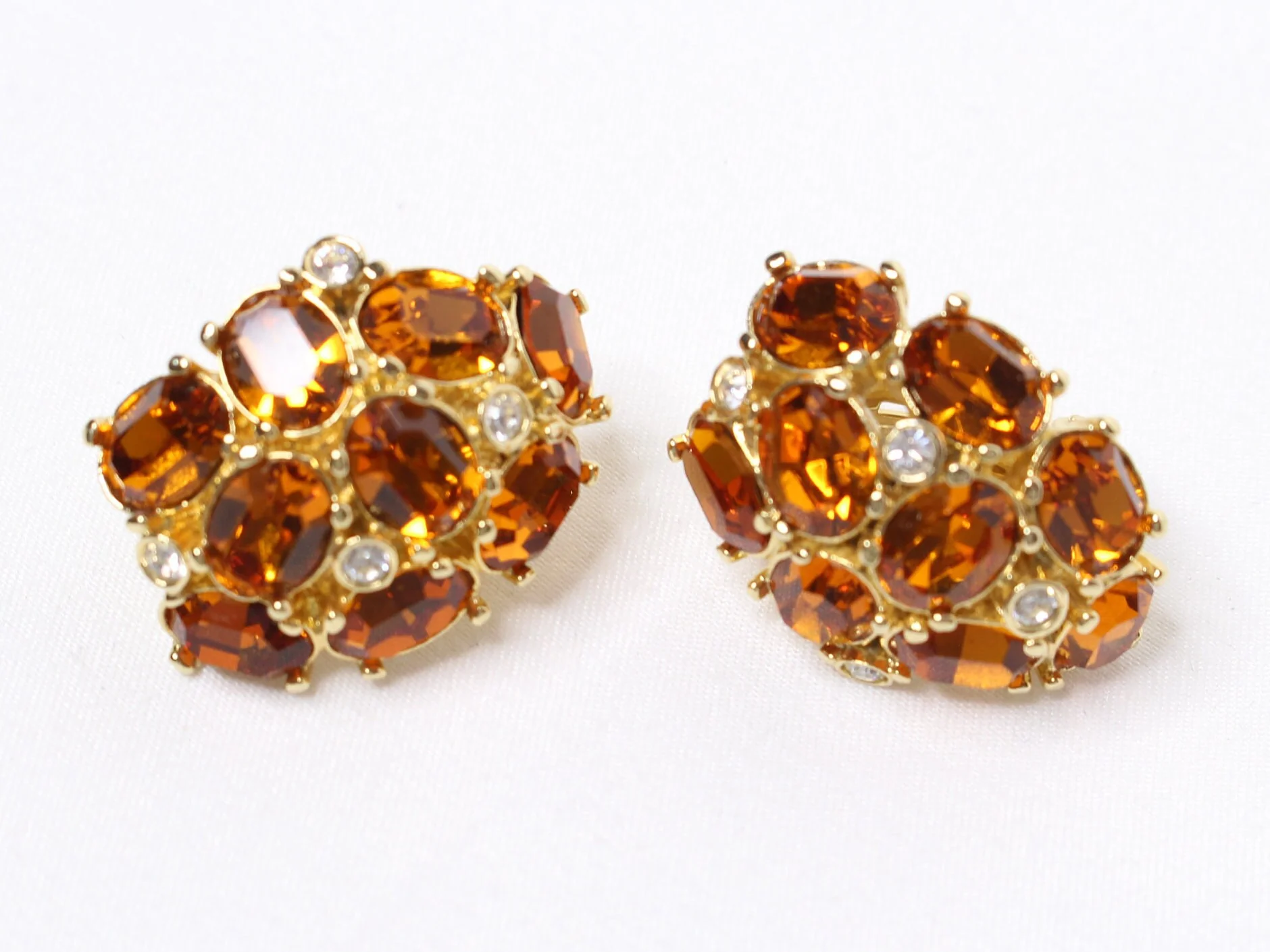 Fabulous Amber Cluster Stone Clip-On Statement Earrings - Image 3