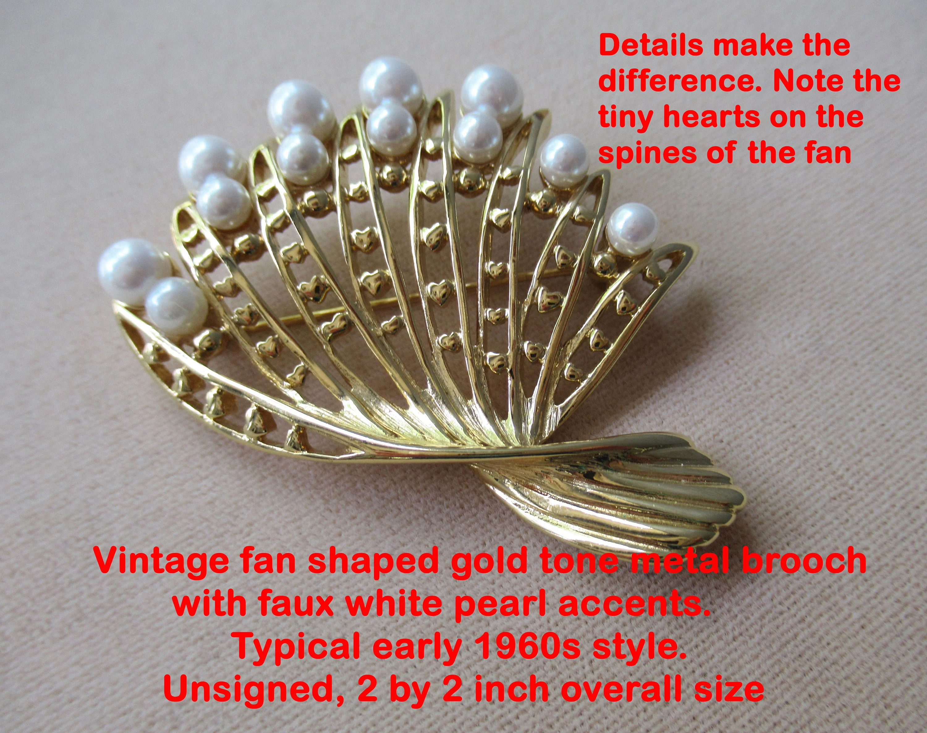 Fan Shaped Brooch Gold Tone Metal Brooch with Faux White Pearl Accents Typical Early 60s Style Vintage - Image 3