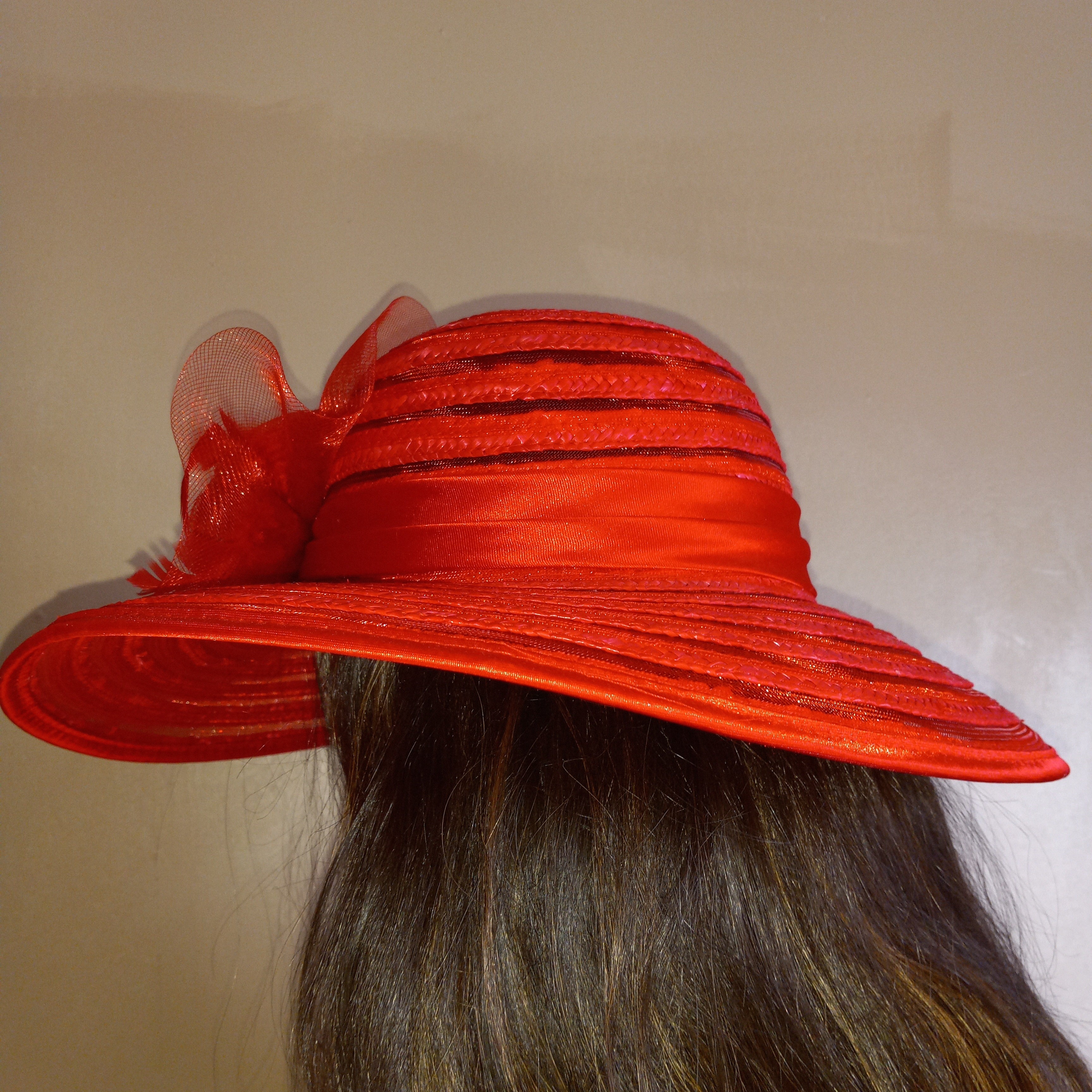 Fashionable Red Straw Hat - Image 5