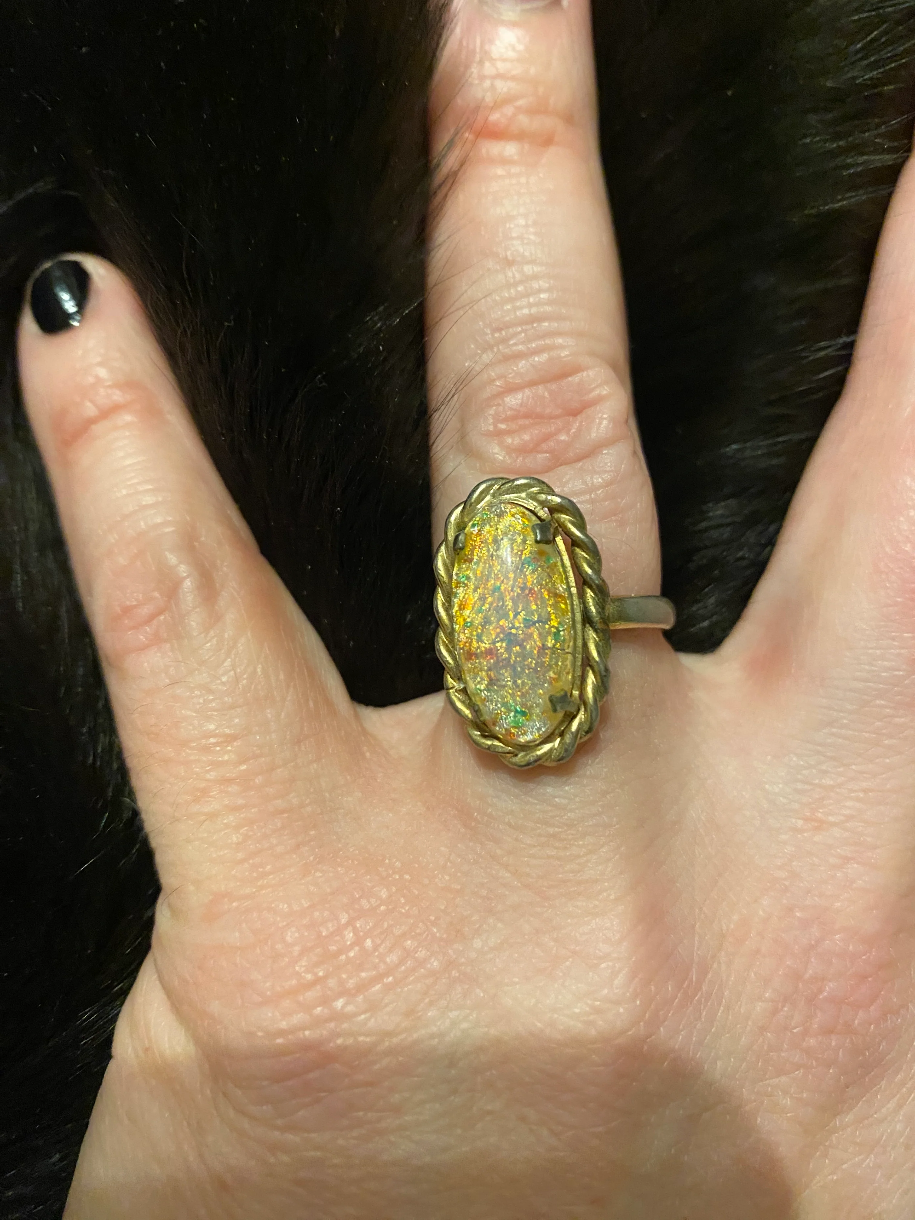 Faux Gold Opal Stone Set Costume Jewelry Ring - Image 3