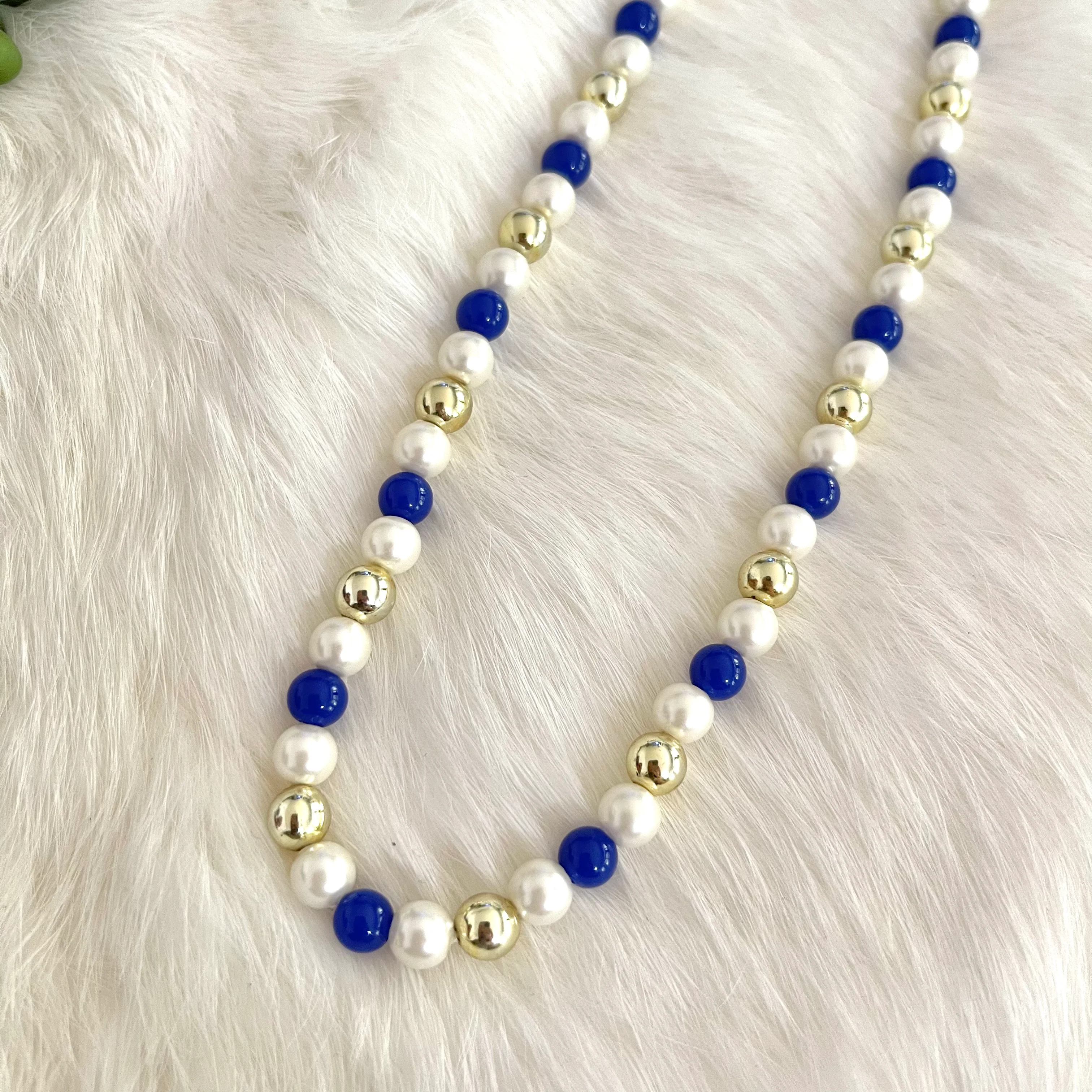 Faux Pearl Necklace - Image 4