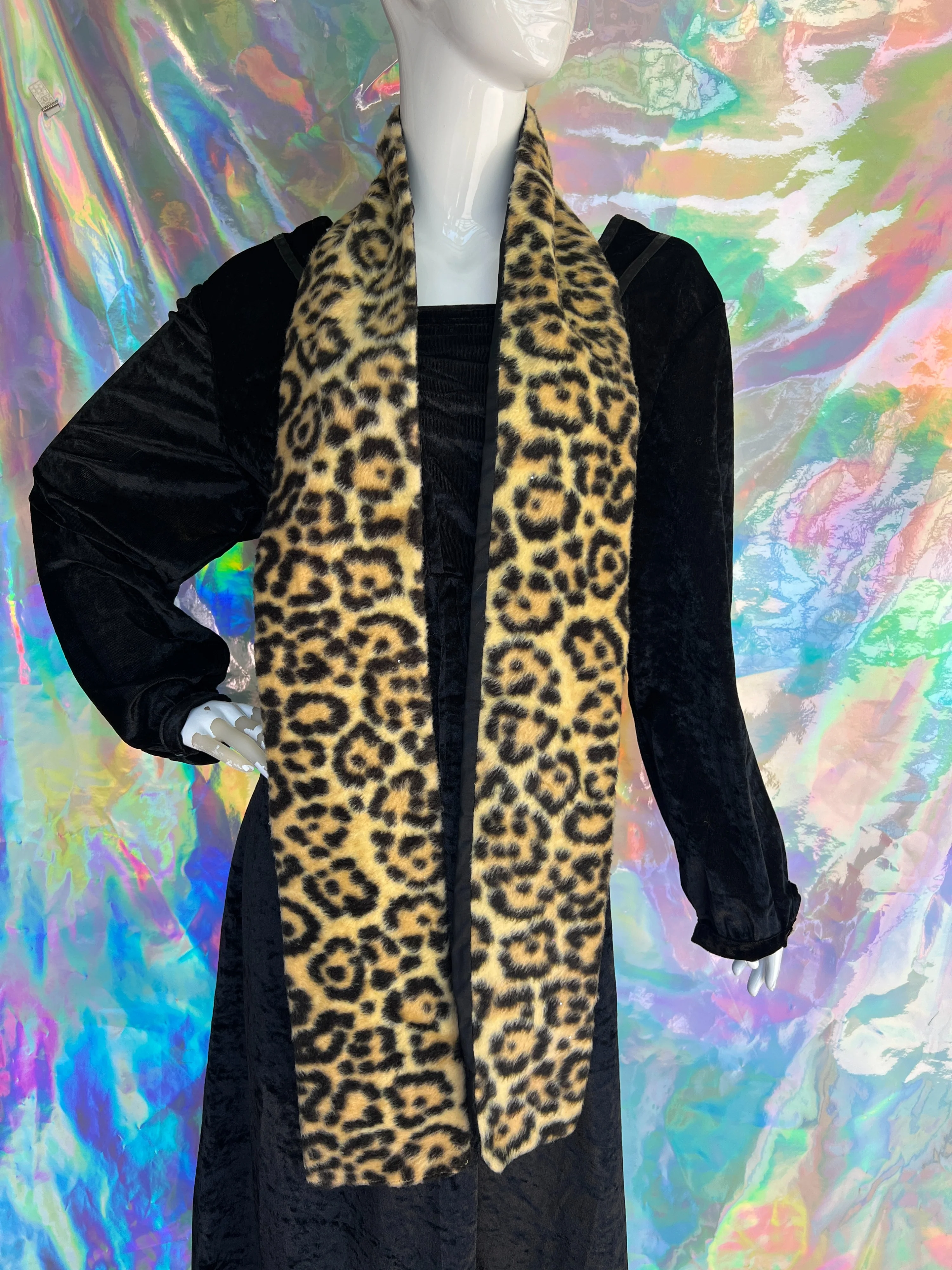 Felt Leopard Print Scarf - Image 6