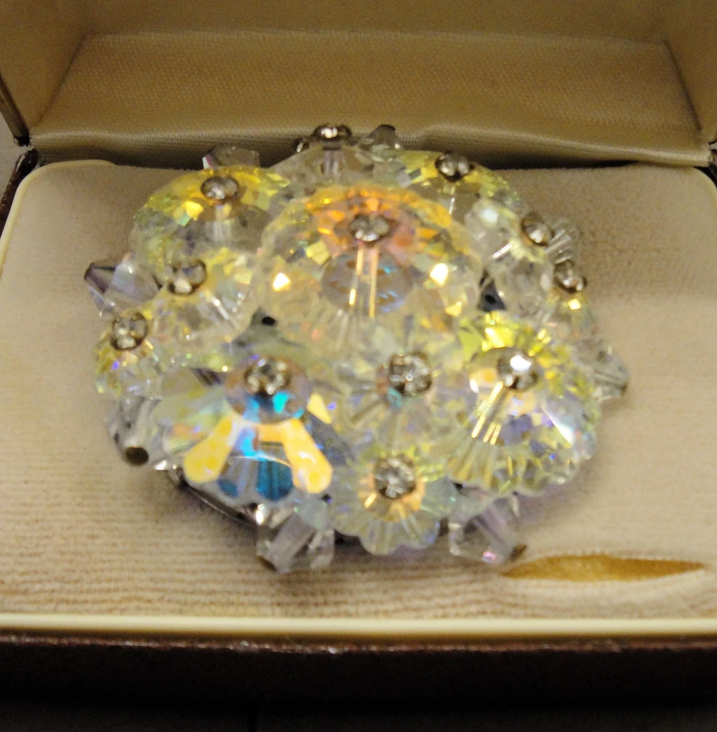 Floral Cluster Brooch 1 and 5/8 Inch Round Shiny Clear Faceted Crystals Fabulous Detail Design Statement Vintage Unsigned But Wonderful - Image 2