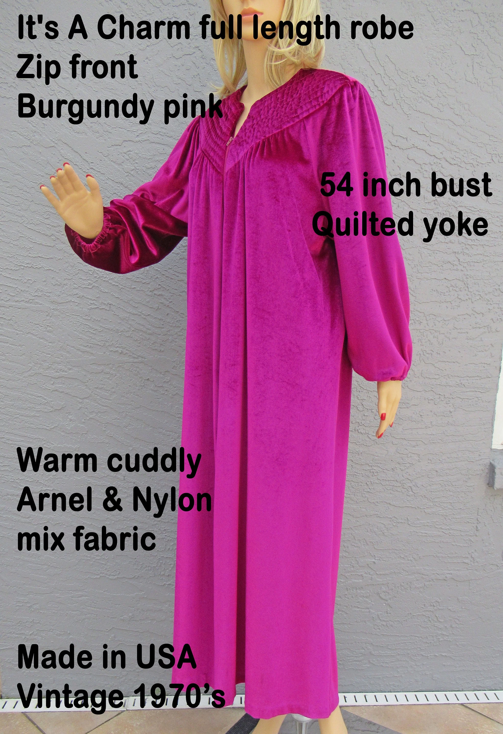 Full Length Robe It's a Charm Zip Front Burgundy Pink Warm Cuddly Arnel and Nylon Mix Fabric Quilted Yoke Vintage - Image 2