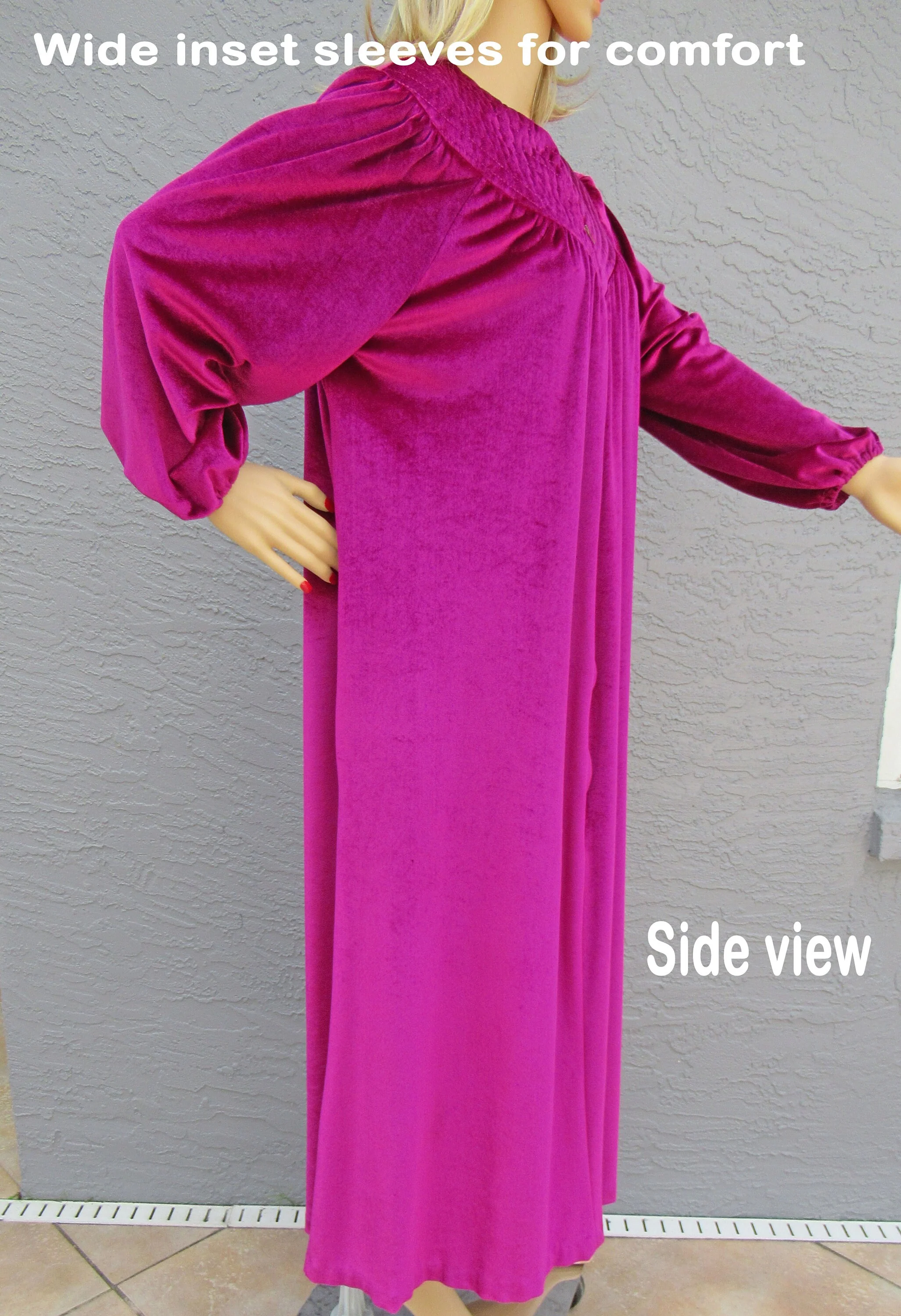 Full Length Robe It's a Charm Zip Front Burgundy Pink Warm Cuddly Arnel and Nylon Mix Fabric Quilted Yoke Vintage - Image 7