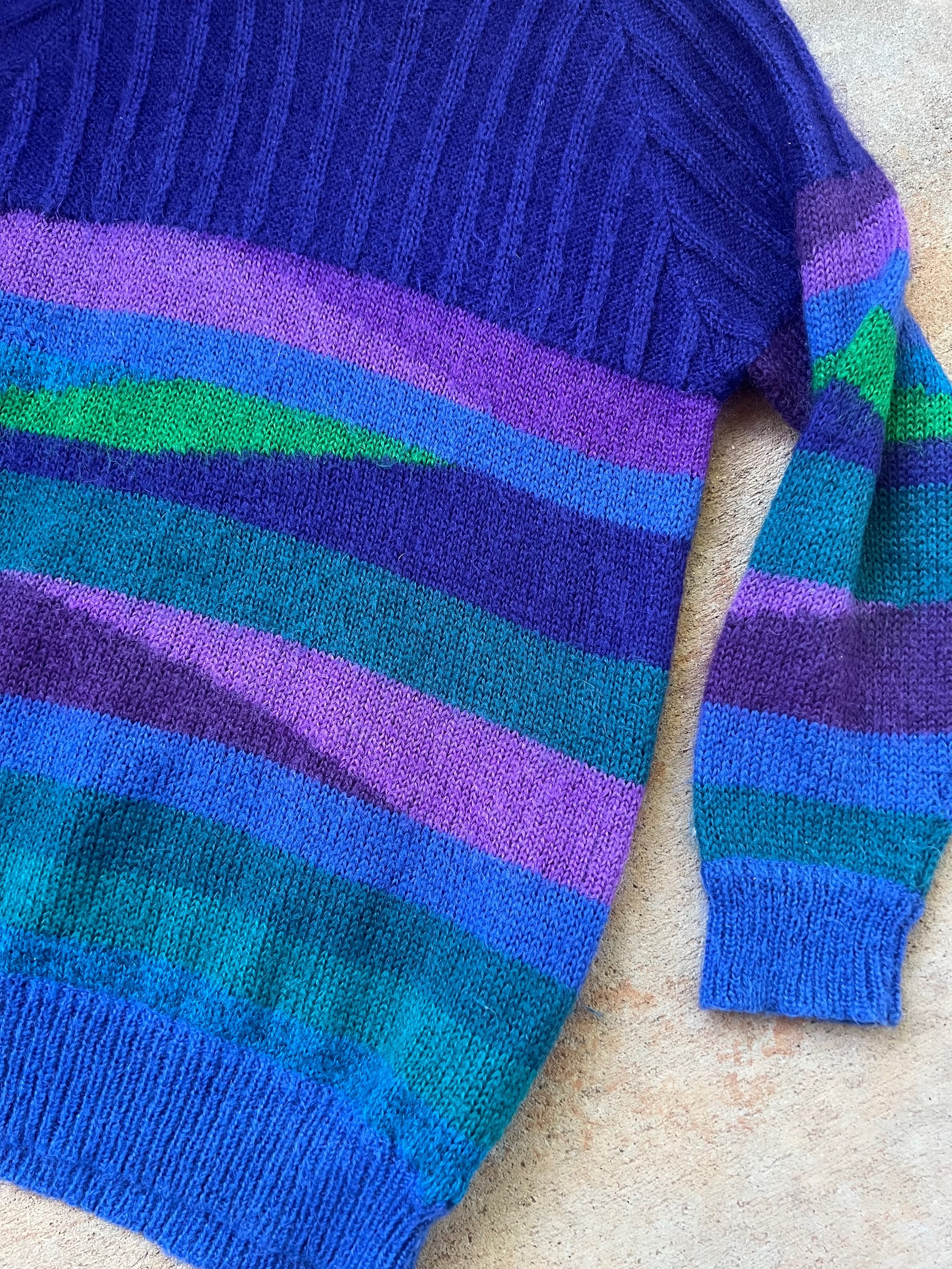 Fuzzy Printed Sweater - Image 5