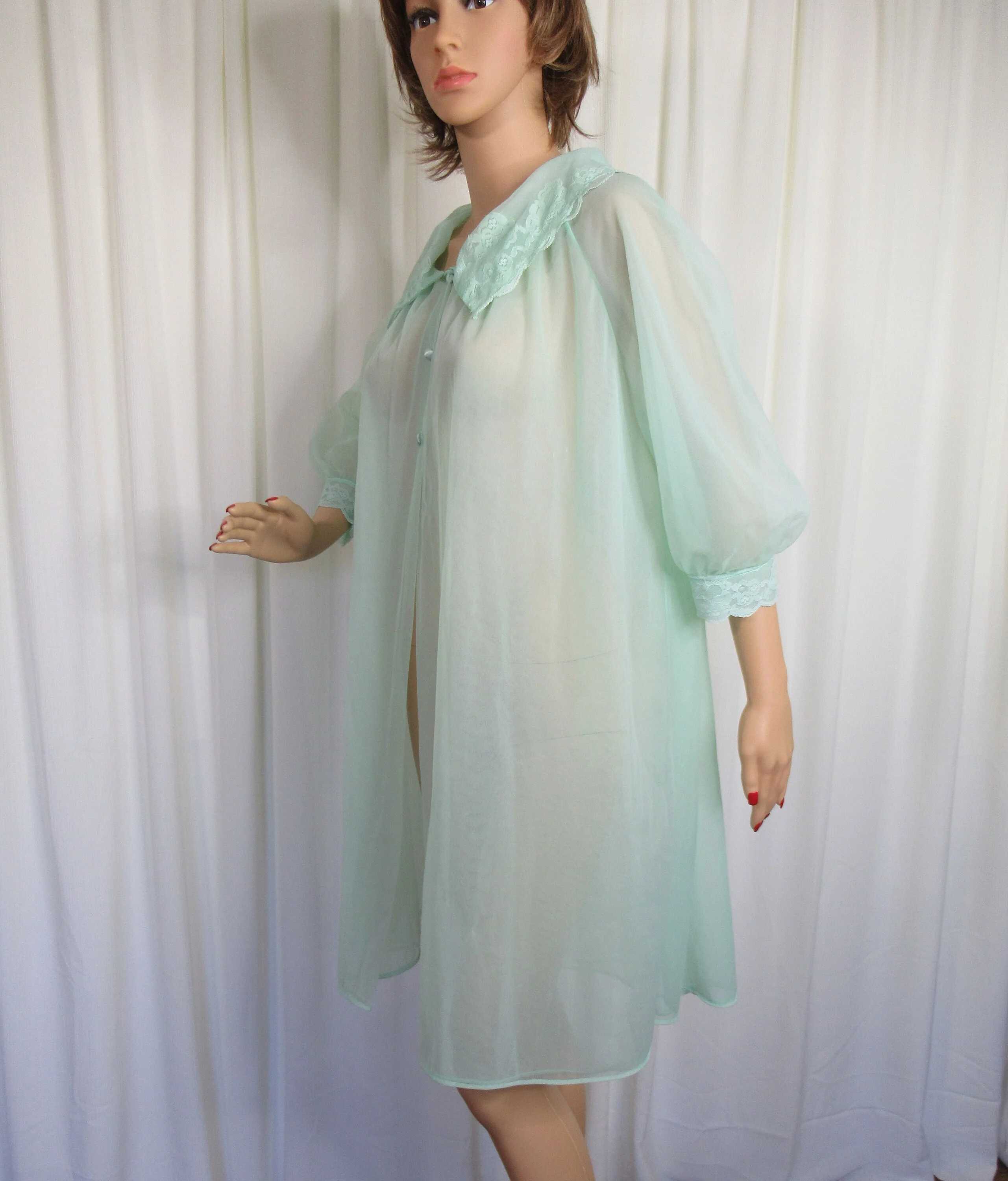 Gaymode Negligee Pastel Green Button Front 2layer Very Sheer Nylon Chiffon Peignoir Style Robe Knee Length Collar and Cuffs W Lace by Gaymode - Image 8