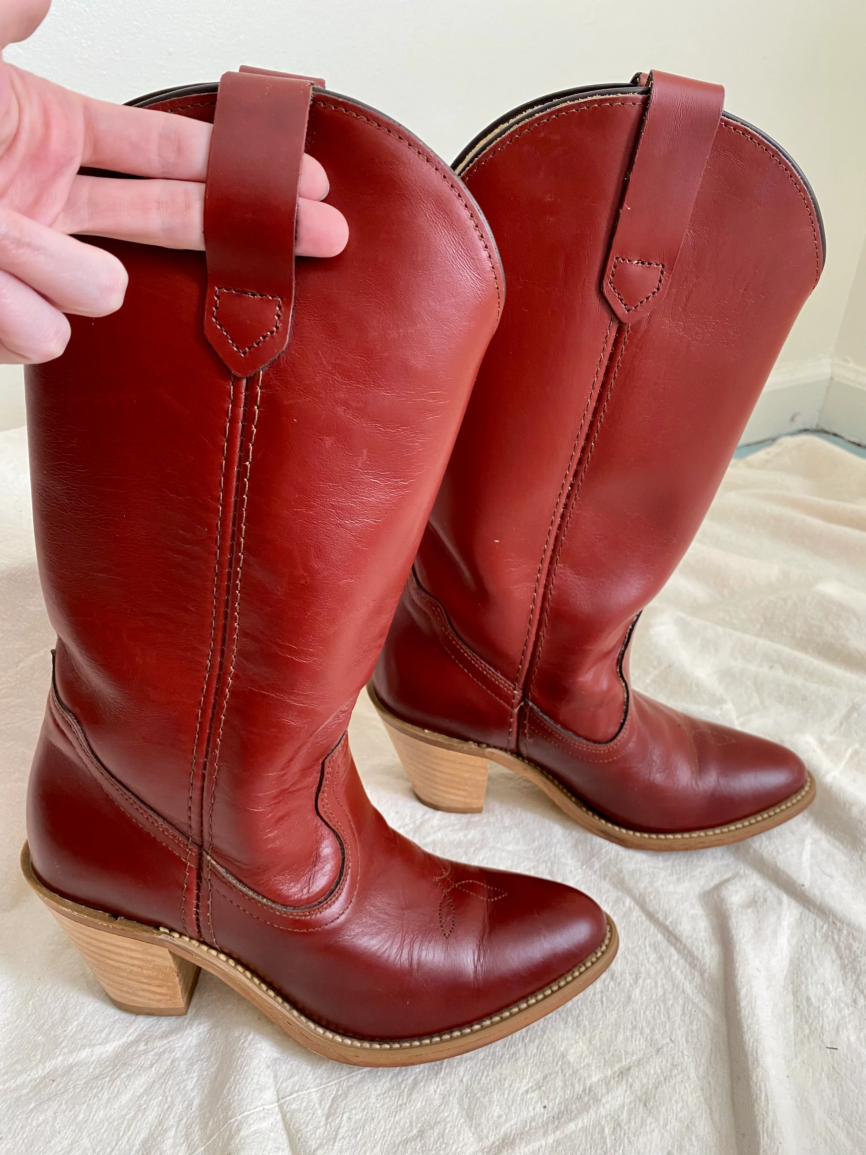 70s/80s Genuine Leather Red Western Boot With Stacked Heel By Frye American Classics - Image 6
