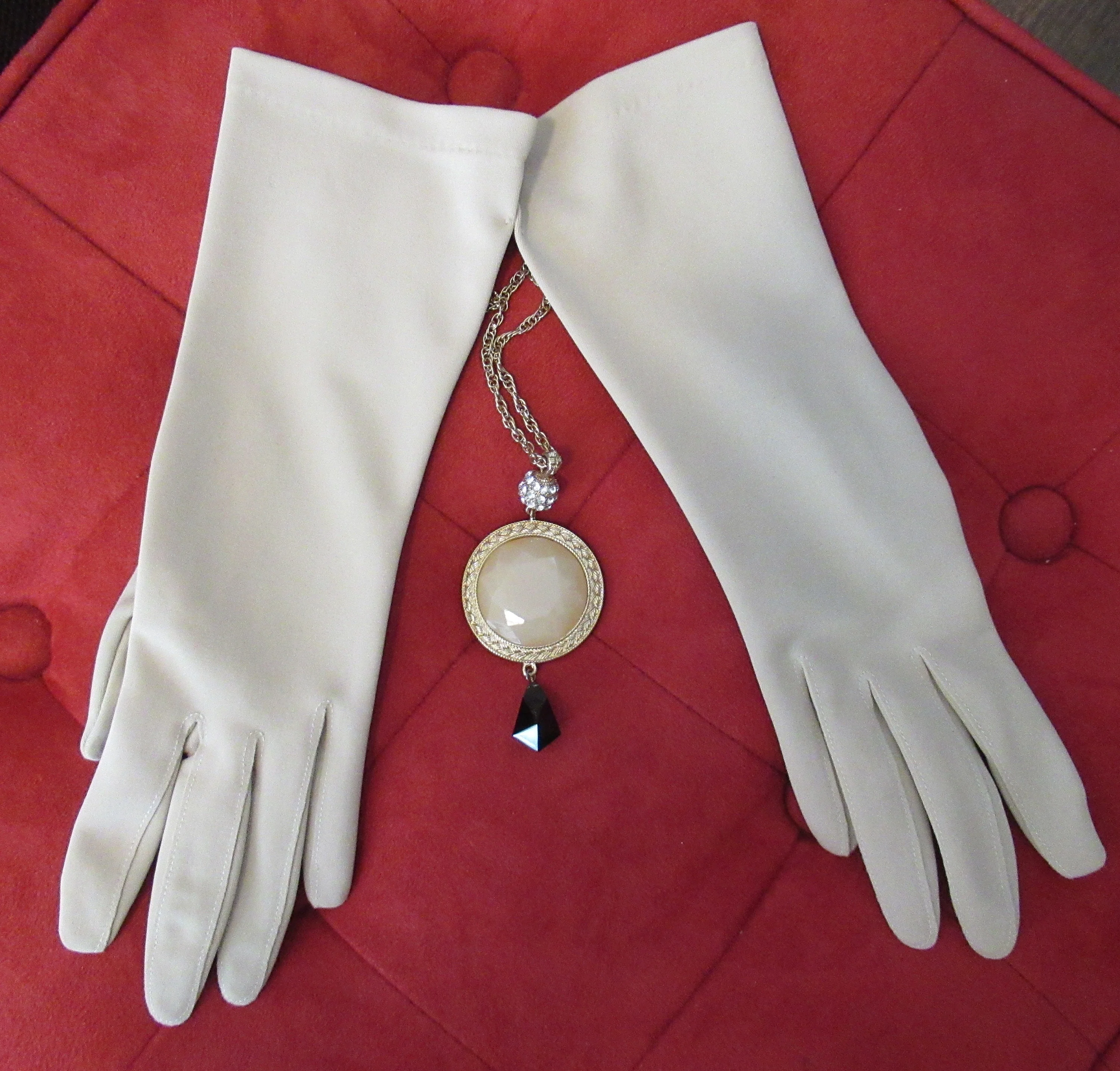 Gloves by Superb 50s Long Beige Nylon Wpl 186 Van Raalte Still Tied Together Mint Vintage Condition by Superb - Image 7
