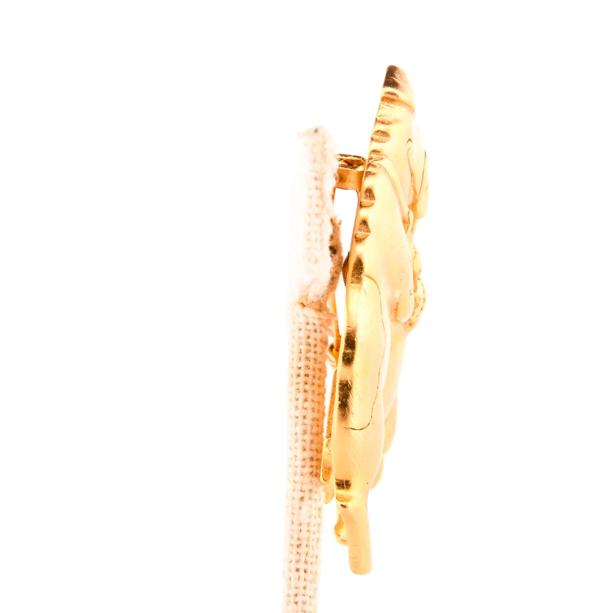 Golden Dancing Pigs Brooch - Image 7