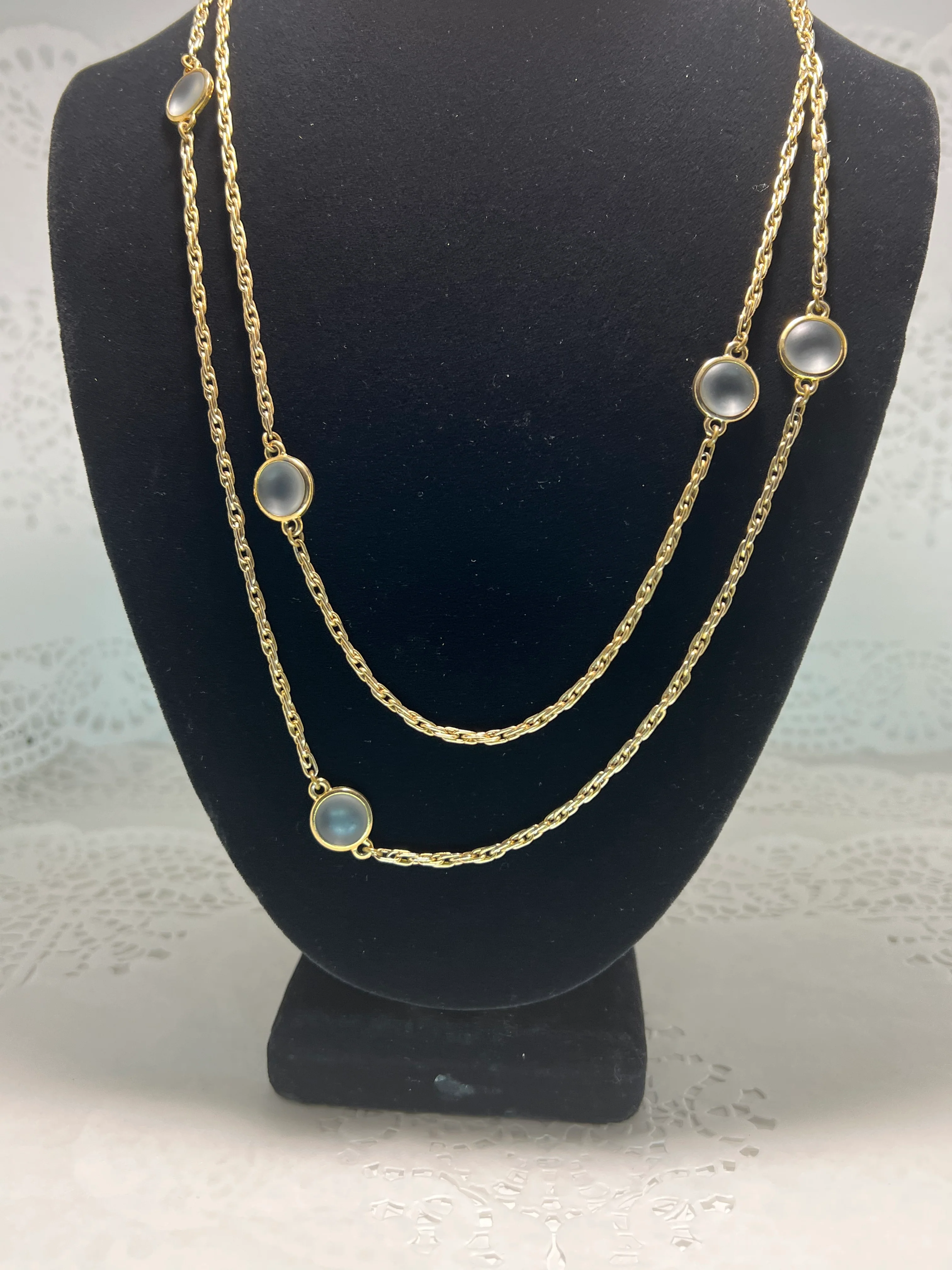 Goldtone Chain Crystal Disc Necklace - Image 4