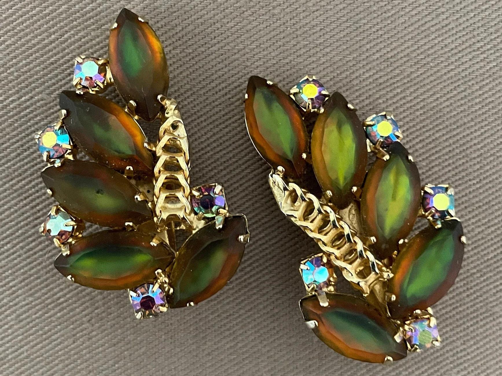 Gorgeous Signed Hobe Green Ab Stone Vintage Ear Climber Clip-On Statement Earrings by Hobe - Image 3