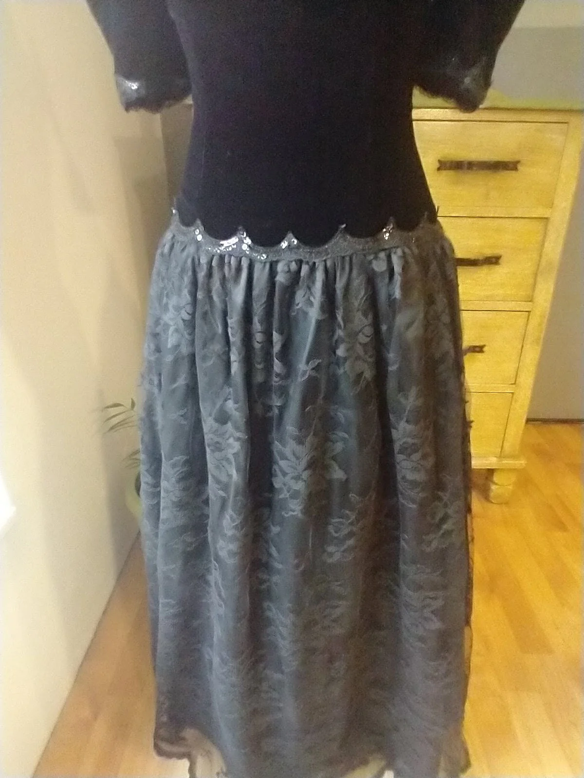 Gunne Sax 80s/90s Black Formal Dress Petticoat Sweetheart Neck Teardrop Back Prom Wedding Women's Small by Scott Mcclintock - Image 2