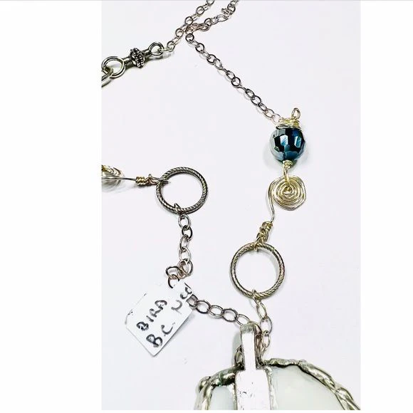 Handcrafted Broken China Necklace with Multifaceted Crystal Beads and Soldering - Image 4