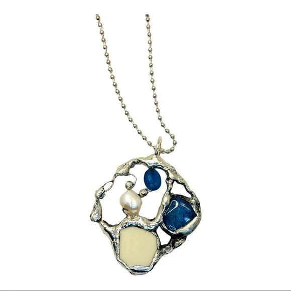Handcrafted Broken China Polished Blue Howlite Freshwater Pearl Pendant &amp; Chain - Image 3