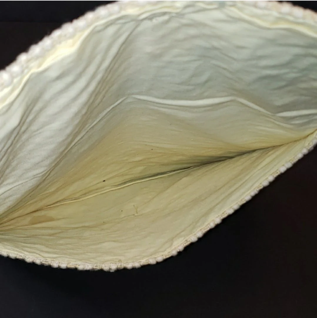 Handmade Woven Yarn Clutch - Image 6