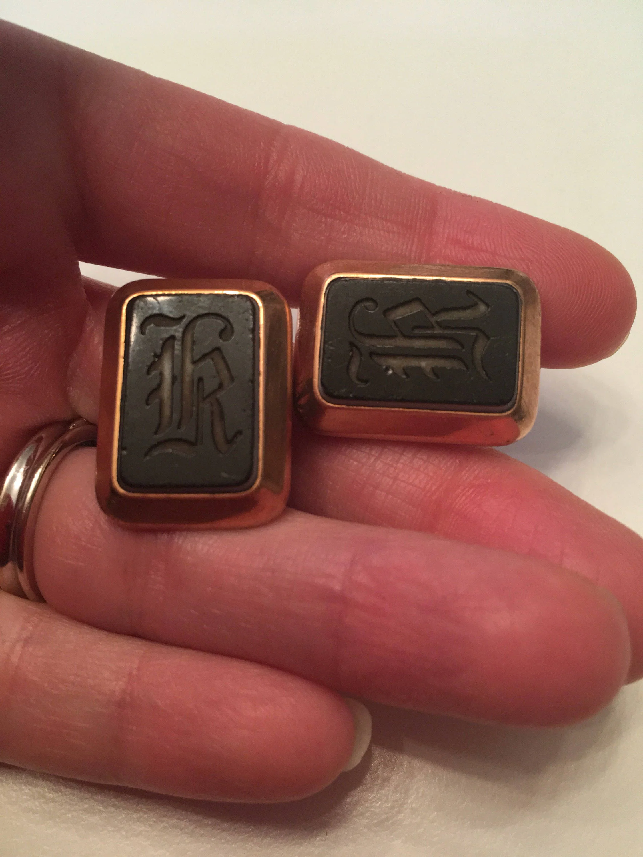 Hardstone Intaglio Initial K Cufflinks Rose Gold  Collar Stud - Image 3