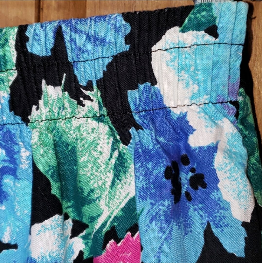 High Waist Floral Shorts by Byer California - Image 5