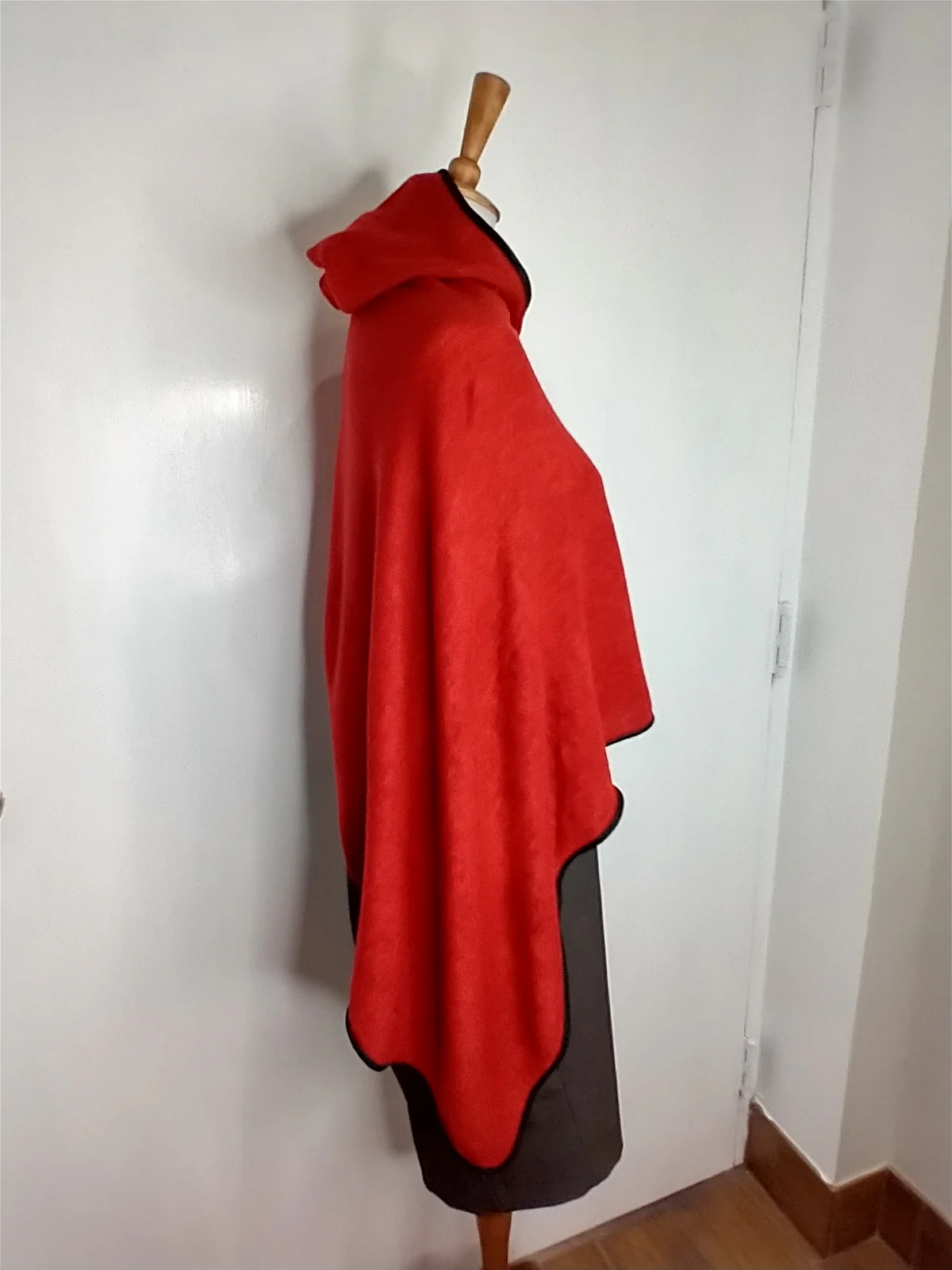 Hooded Cashmere Shawl By Made In Nepal - Image 4
