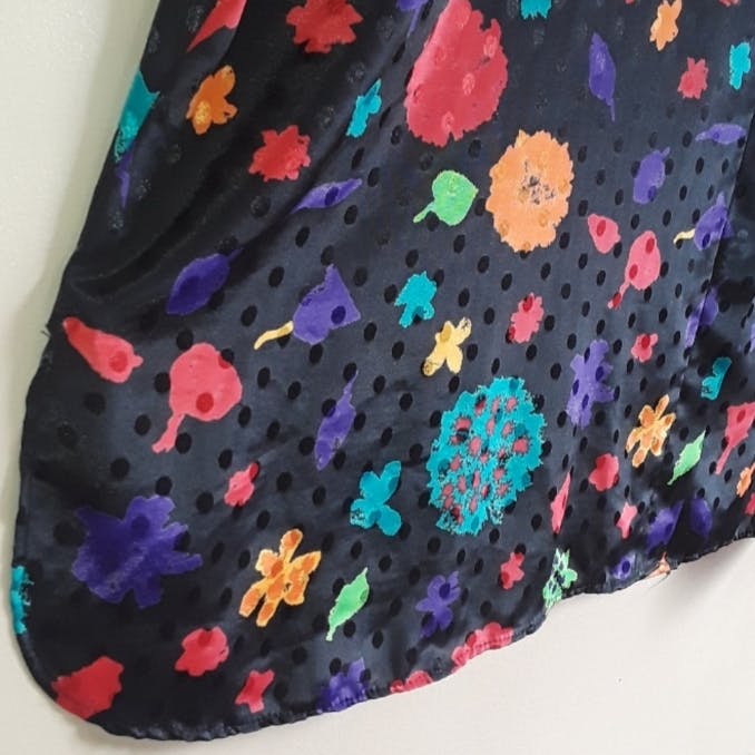 Bold and Colorful Graphic Print Blouse by Maggie Barnes - Image 4