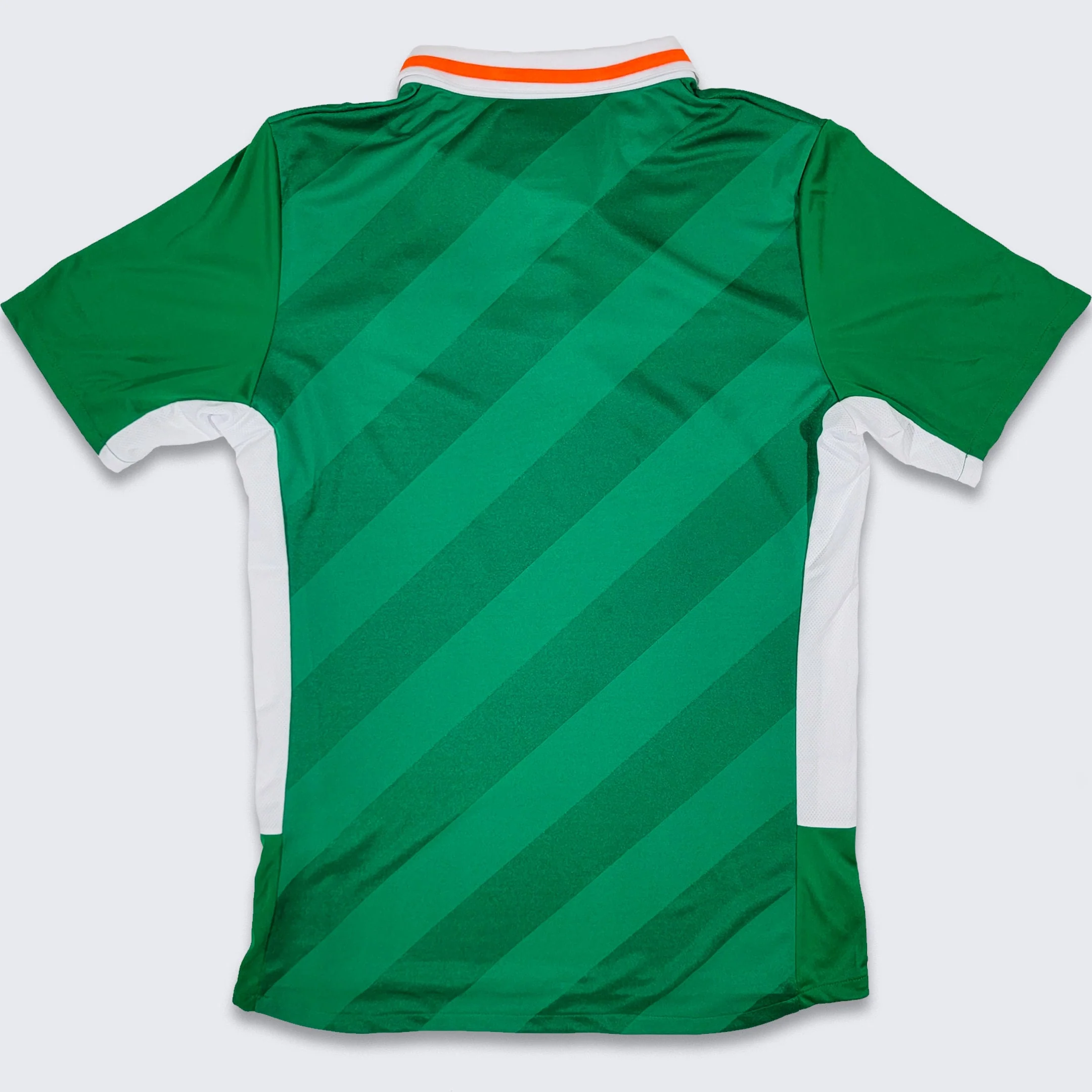 Ireland Umbro 3 Soccer Jersey Green Kit Shirt Traditional Home Uniform Size Men's M by Umbro - Image 2