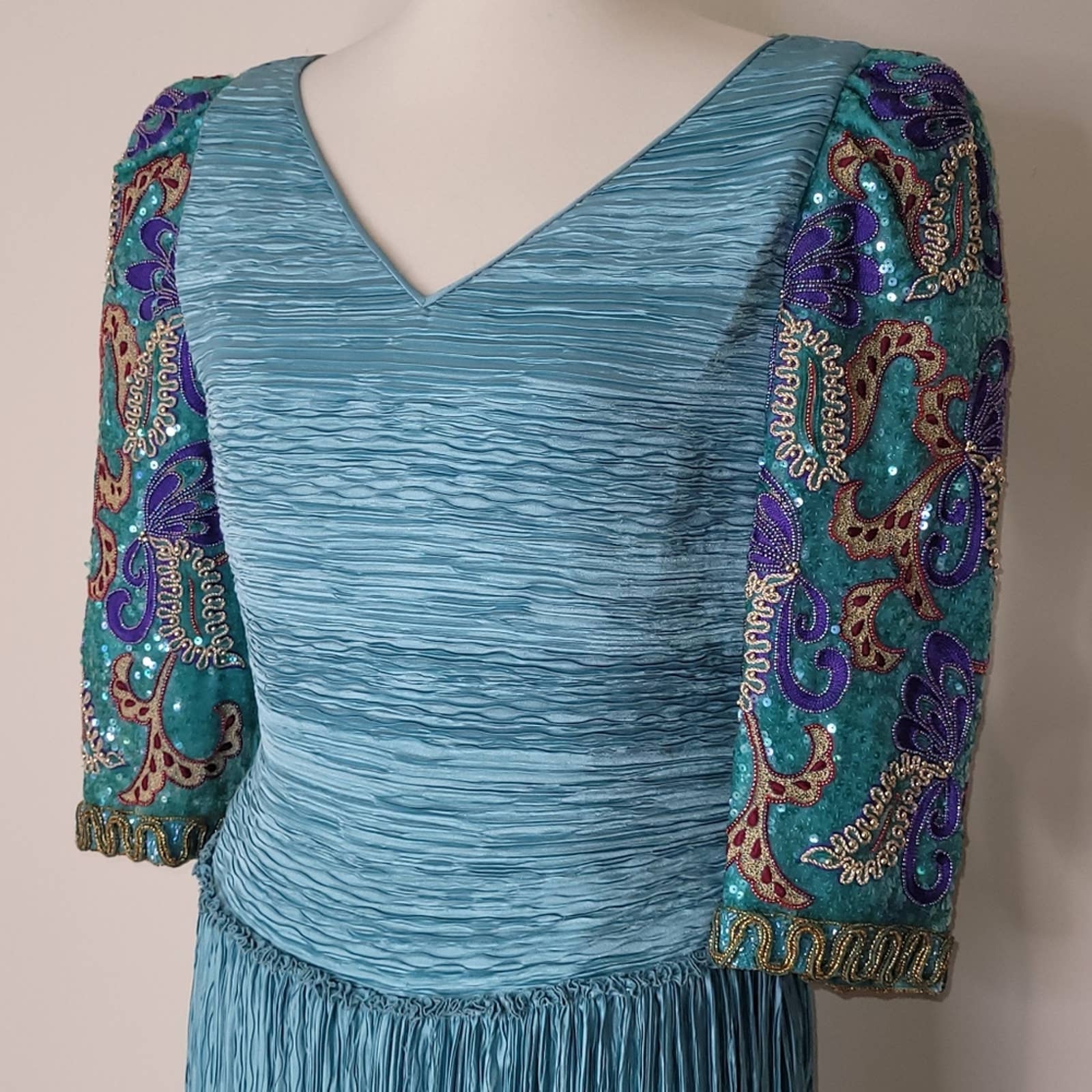 Isabell Gerhart Aqua Blue Embellished Gown Dress By Mary McFadden - Image 4