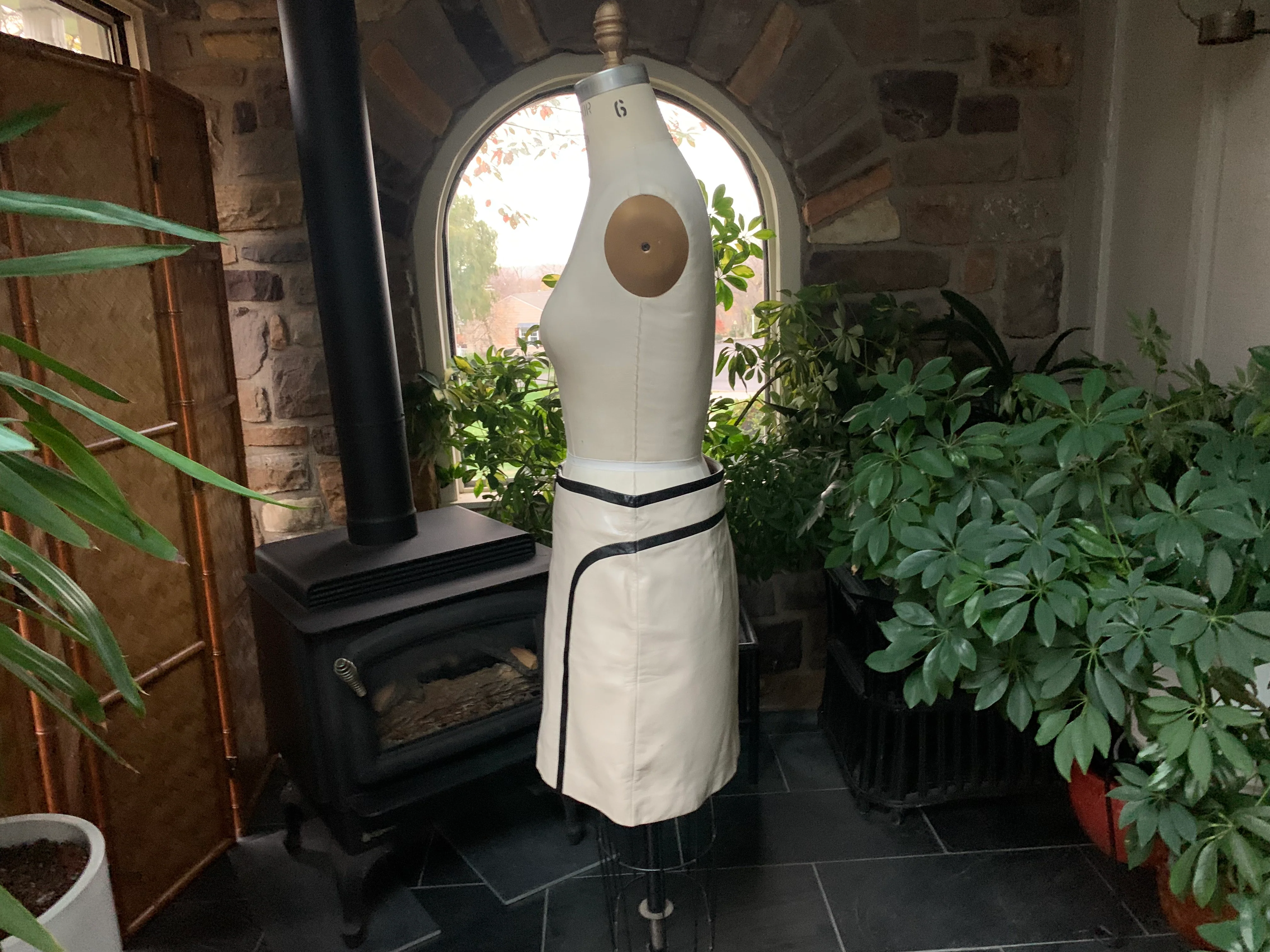Ivory And Black Leather Zipper Front Mini Skirt By Margaret Godfrey - Image 5