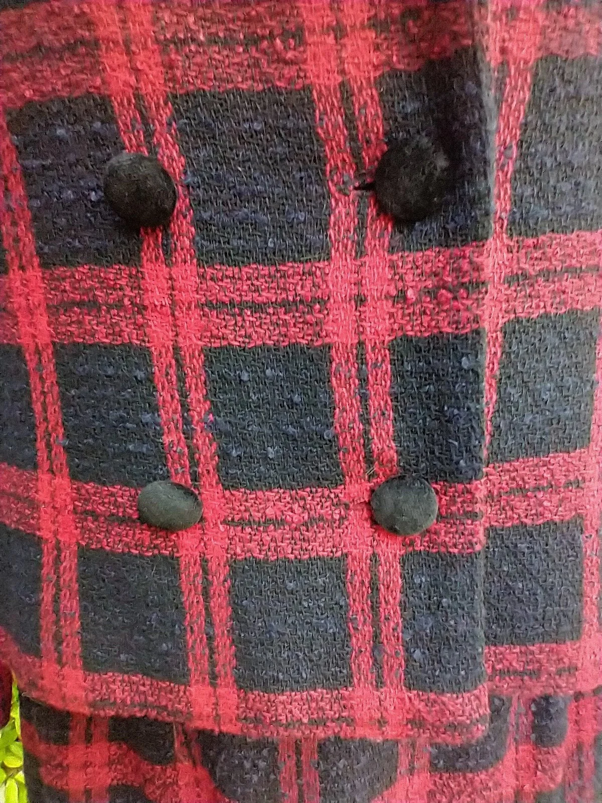 Jaunty Midcentury Red and Black Vintage Plaid Blazer and Skirt 70s Suit Vintage Size 14 Women's Small by Petite Sophisticated - Image 8