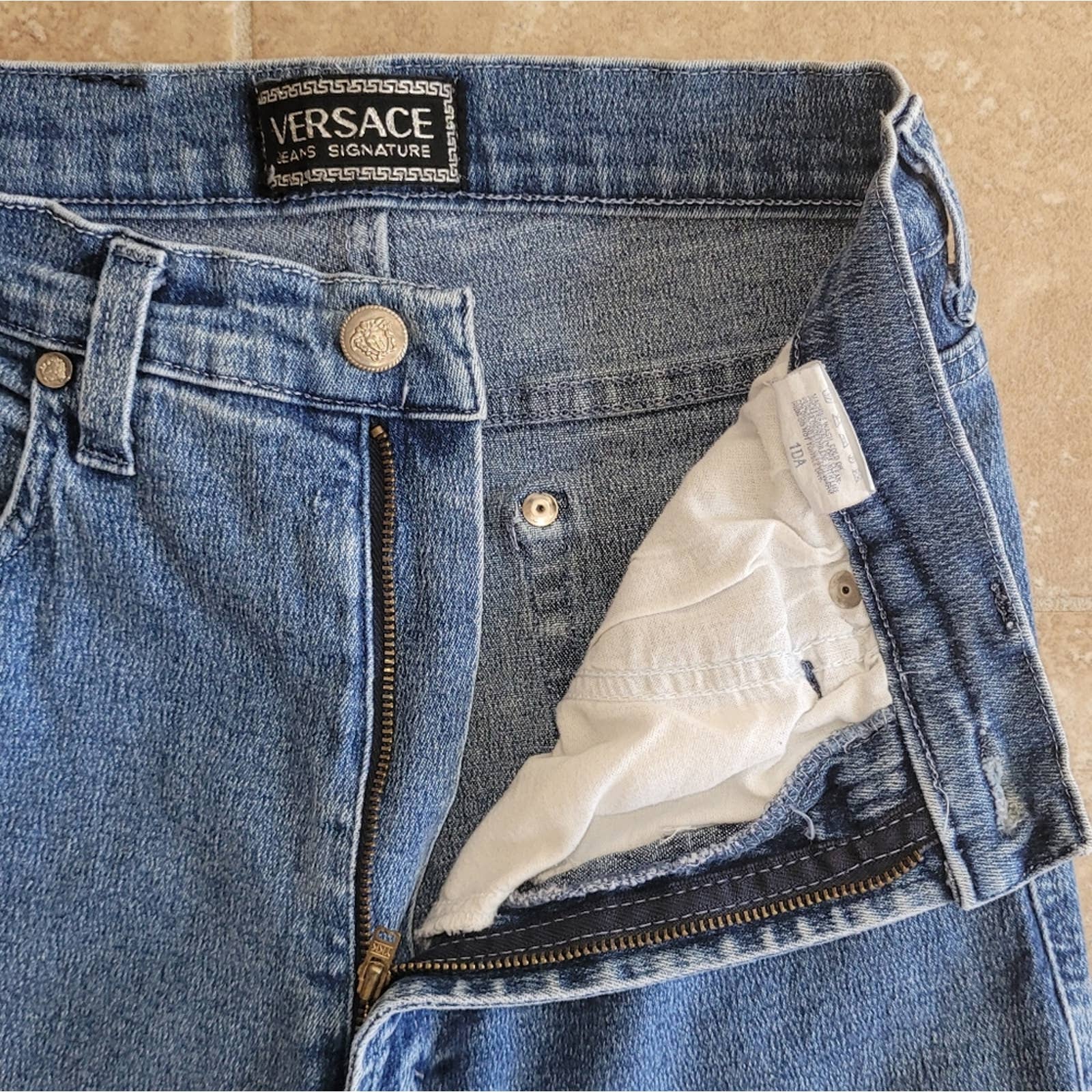 Jeans Signature Vtg Blue Medium-Wash High-Rise Slim Fit Denim Jeans - Xs by Versace - Image 6