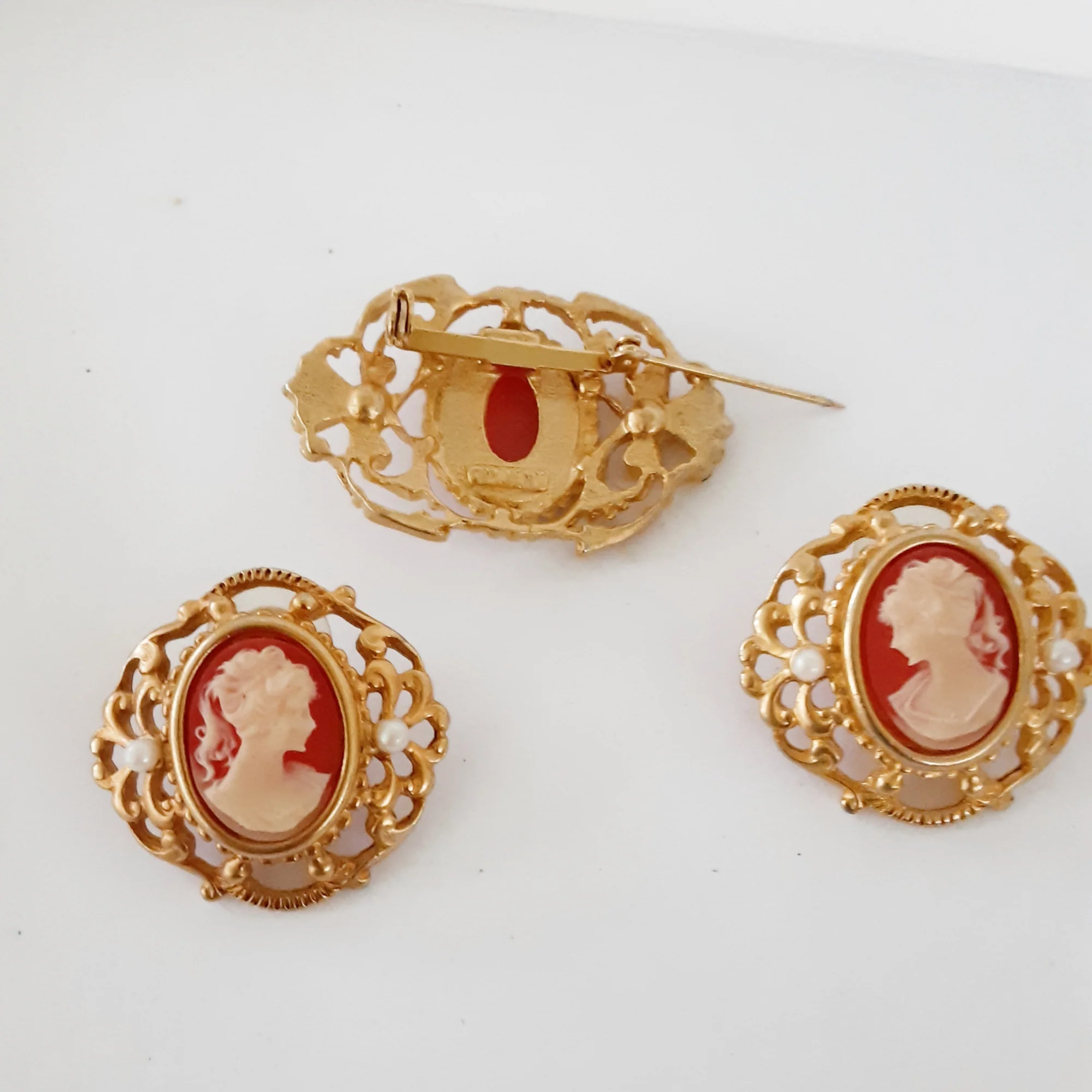 Jewelry Set Cameo Pierced Earrings Brooch Peachy By Mj Ent - Image 3