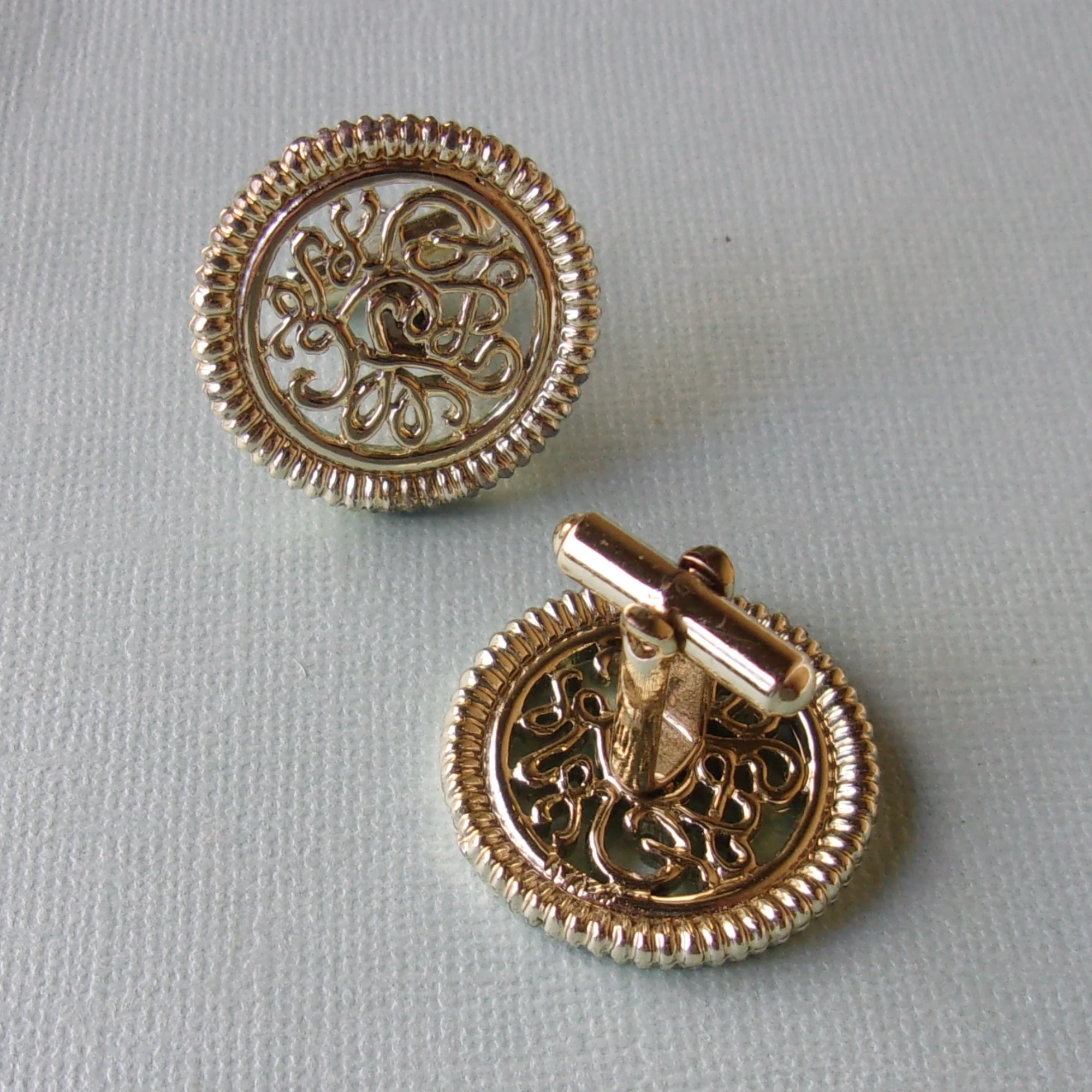 Jewelry Set Pin Cufflinks Earrings Scrollwork 5 Pc By Lisner - Image 4