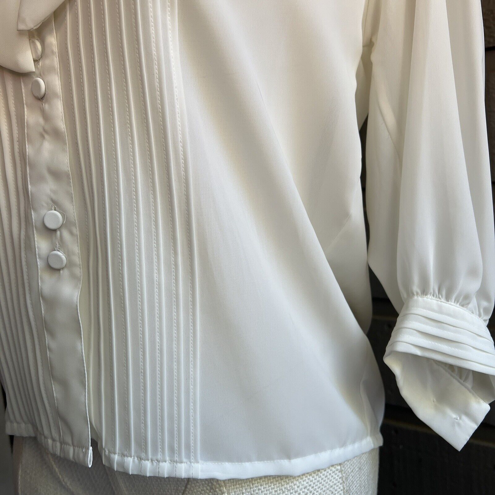 Josephine Vintage 70s White Sheer Pleated Pussy Bow Button Shirt Blouse Size 10 by Josephine - Image 8