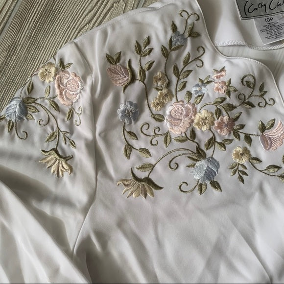Kathy Che Petite Floral Embroidered Top By Kathy Che - Image 6