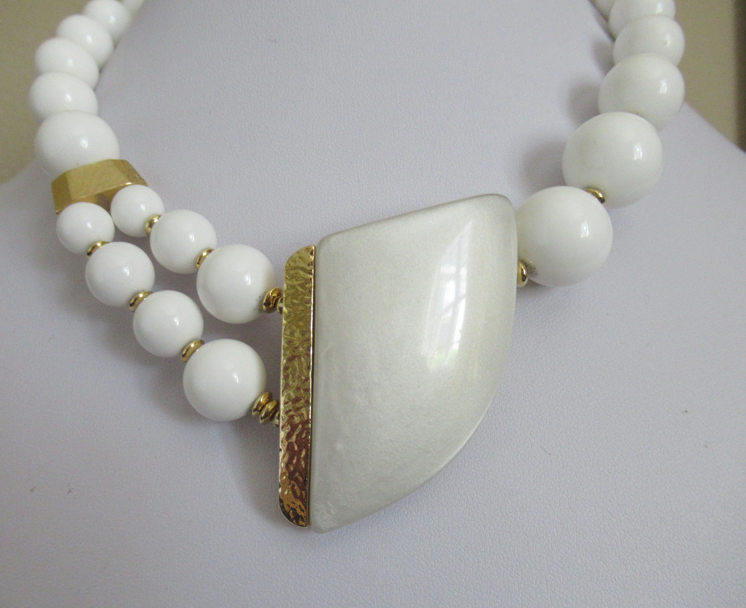 Kunio Matsumoto Style Necklace Bib Collar with Original Tag Style 1070, Vtg Never Worn, Exquisite, Well Made 70s Classic Design by Trifari - Image 7