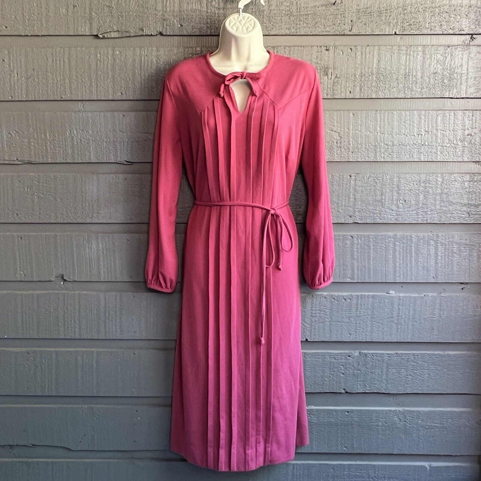 Lady Laura by Toni Todd Vintage 70s Mauve Pleated Tie Knit Hostess Maxi Dress by Lady Laura - Image 3