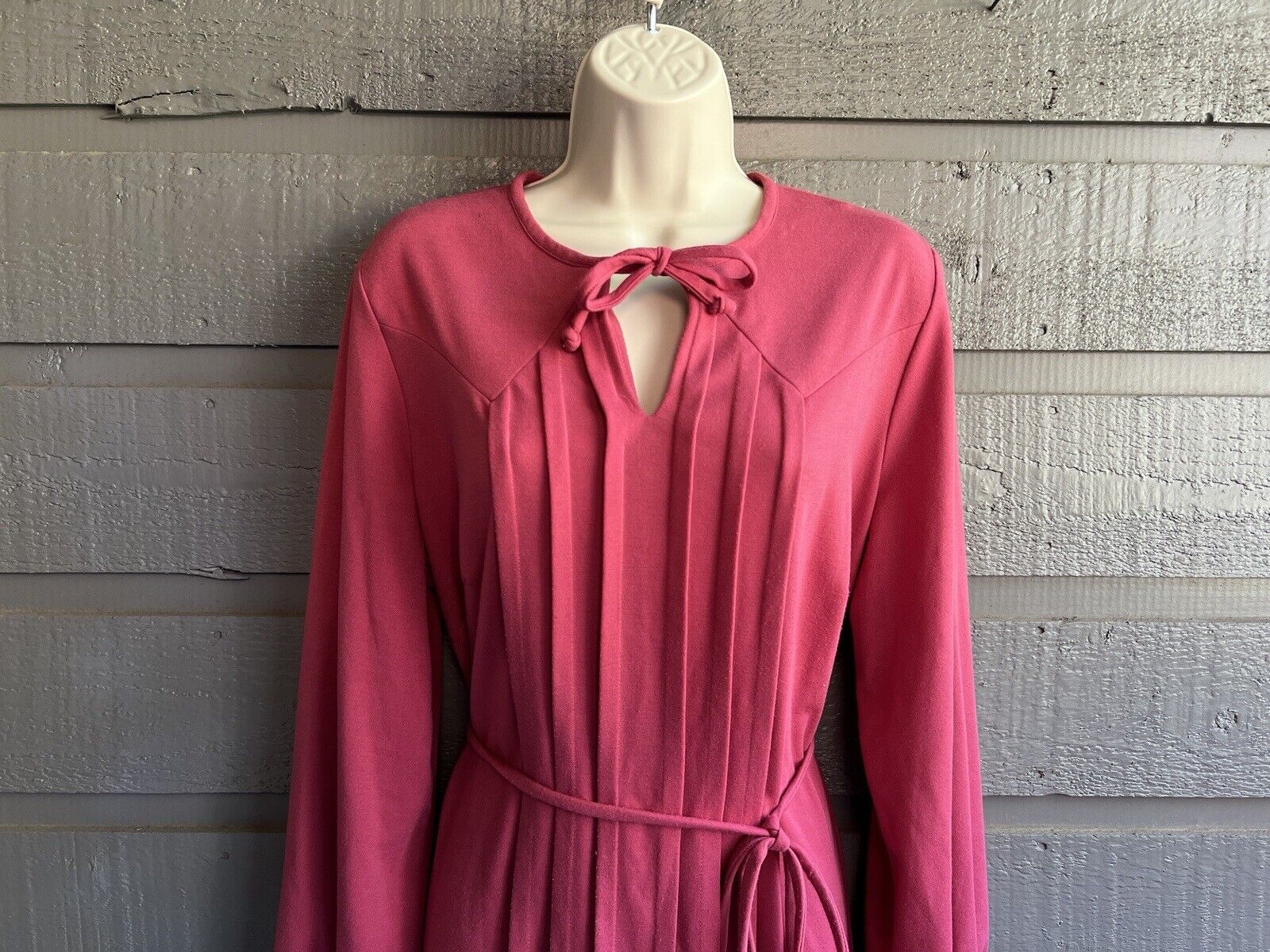 Lady Laura by Toni Todd Vintage 70s Mauve Pleated Tie Knit Hostess Maxi Dress by Lady Laura - Image 4