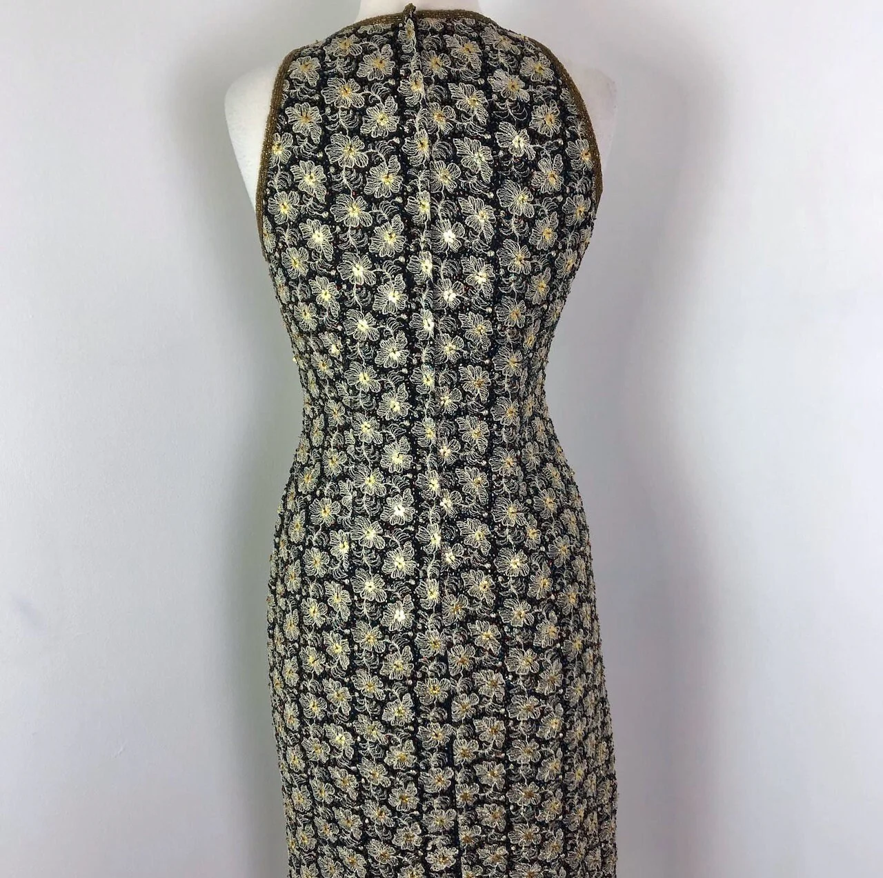Large Late 90s To 00s Embroidered and Beaded Sheath Dress by Papell Boutique - Image 2