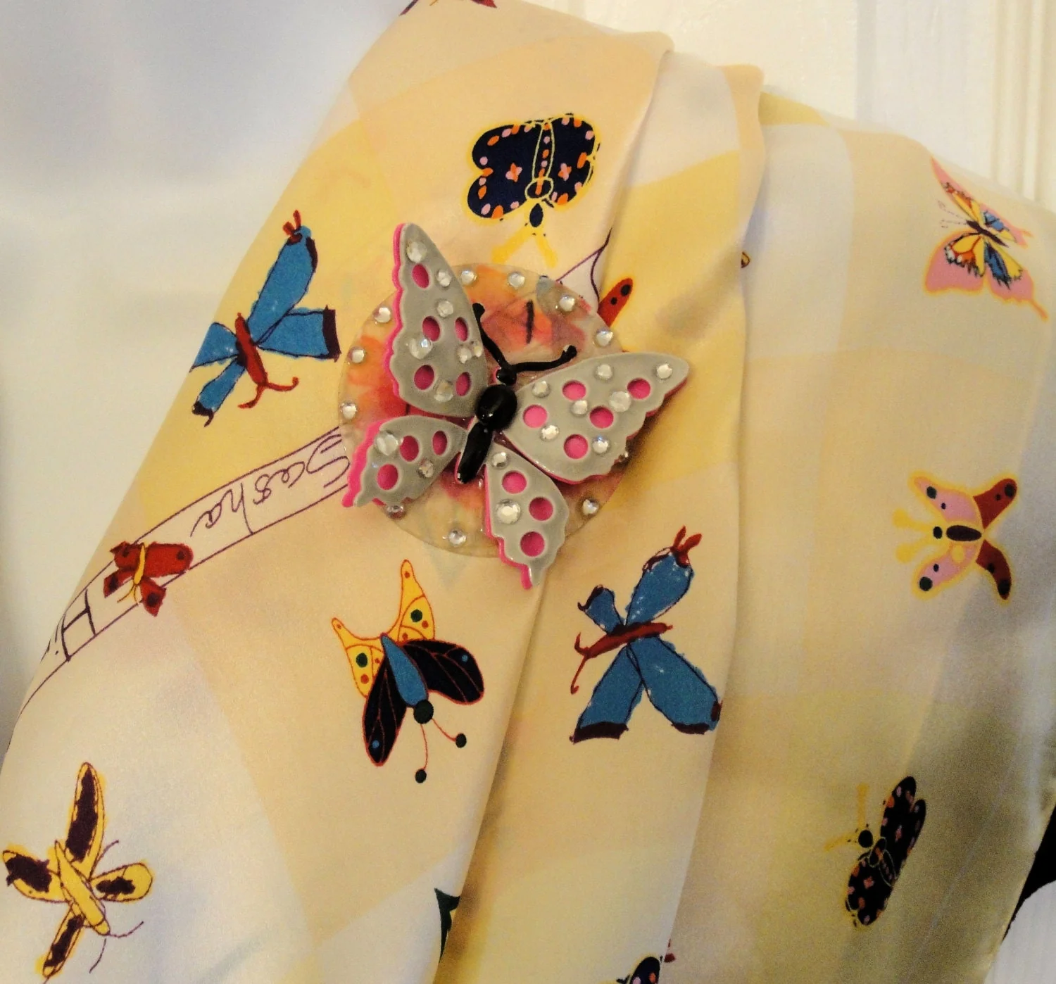Large Three Dimensional Butterfly Brooch Recycled with New Magnetic Back Clasp Gray and Pink with Black Body Bonus Silk Butterfly Scarf - Image 2