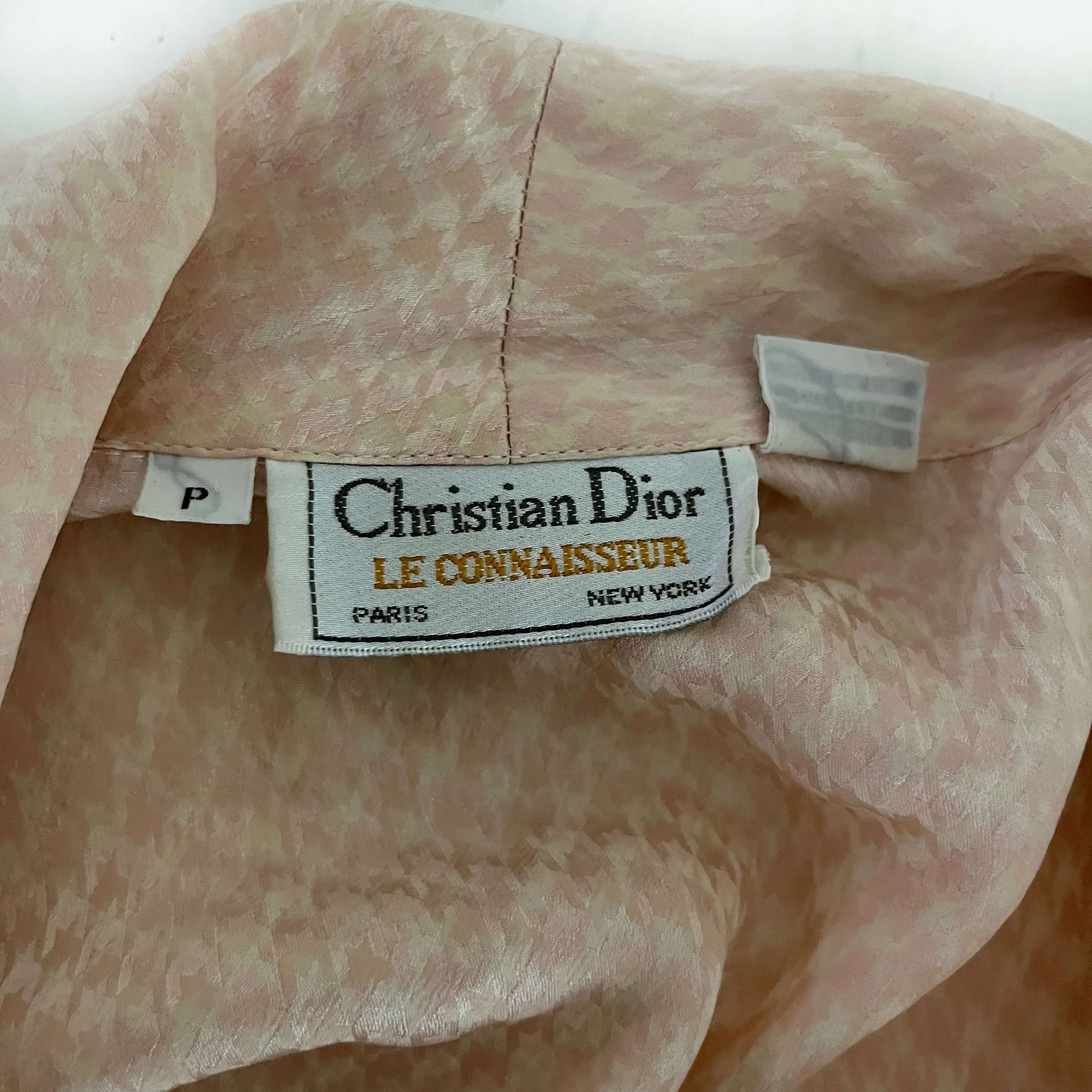 Le Connaisseur 100% Silk Peach Herringbone Prin By Christian Dior - Image 5
