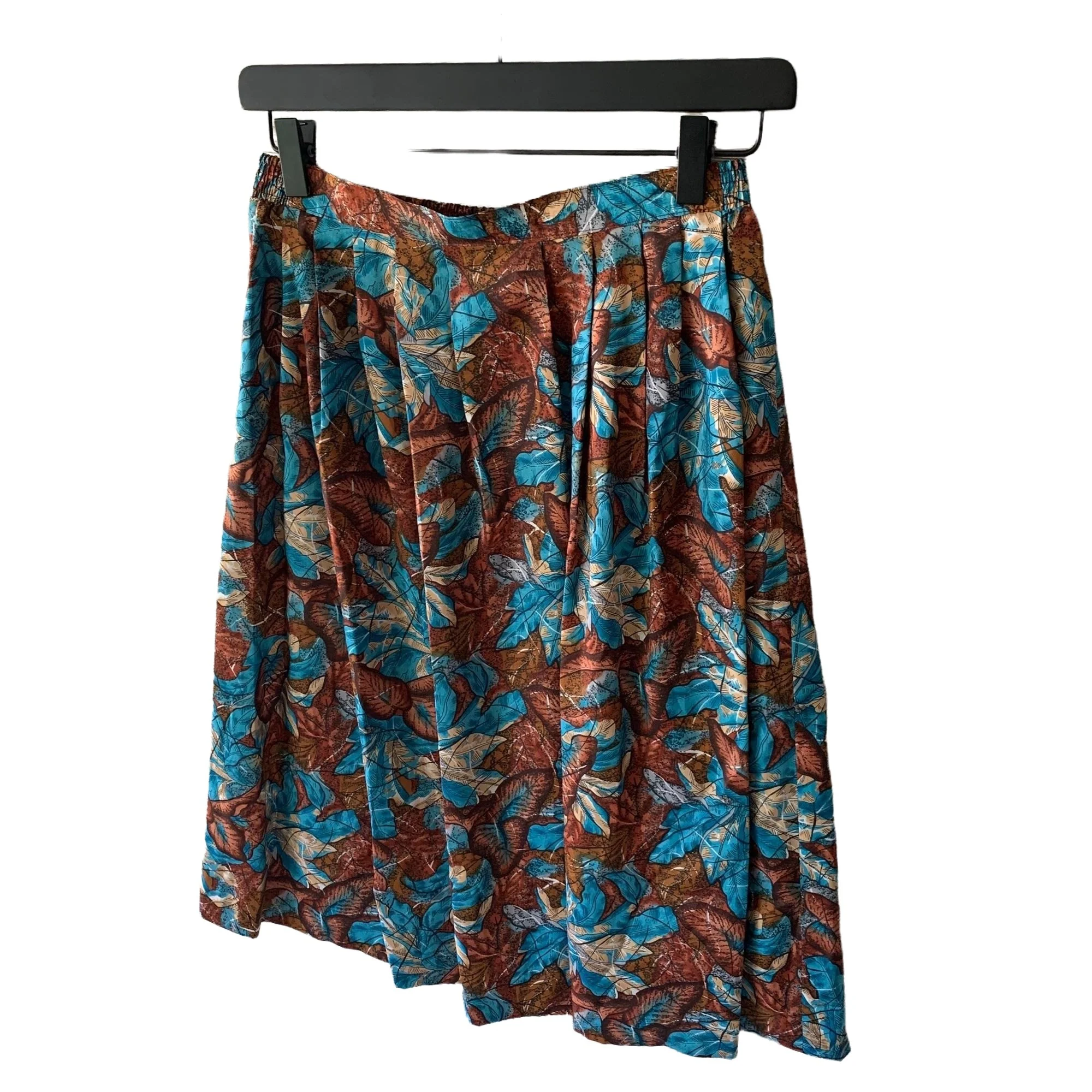 Leaf Fall Print Pleated Novelty Midi Skirt By Pykettes - Image 3