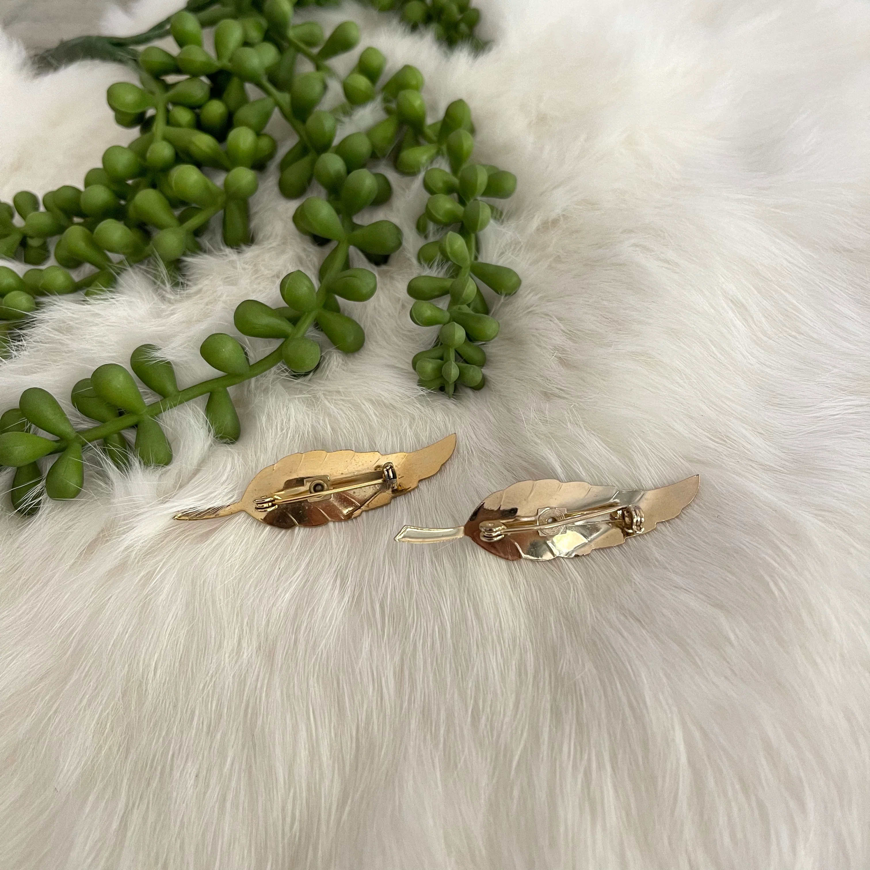 Leaf Shaped Brooch - Image 5
