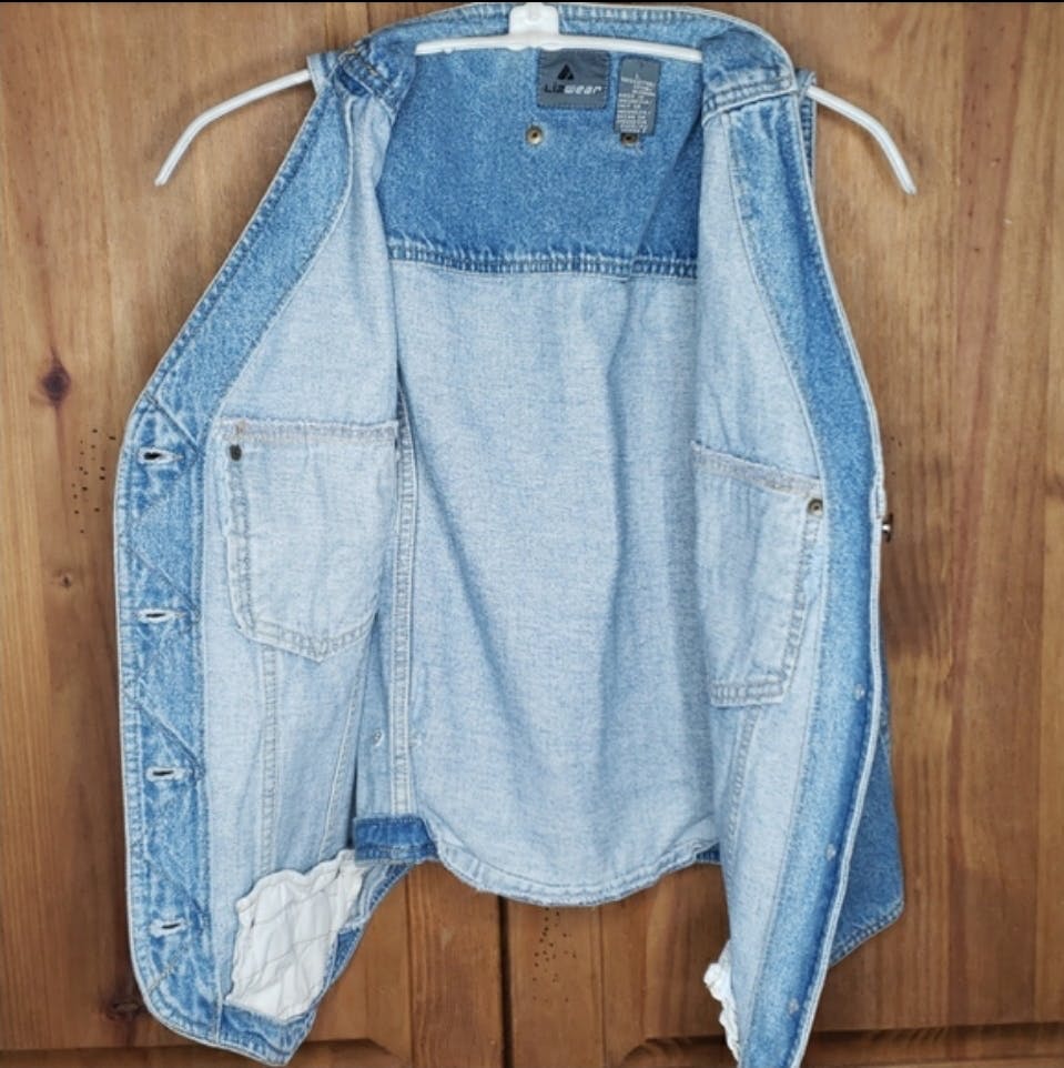 Light Blue Wash Denim Button Down Vest by Liz Claiborne - Image 3