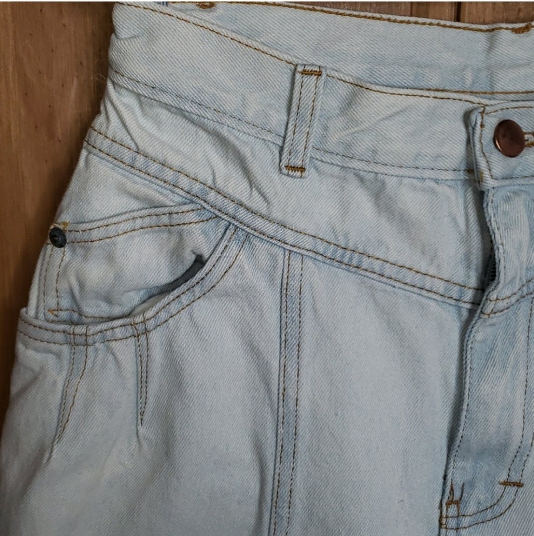 80's High Waist Tapered Jeans by Cap Ferrat - Image 4