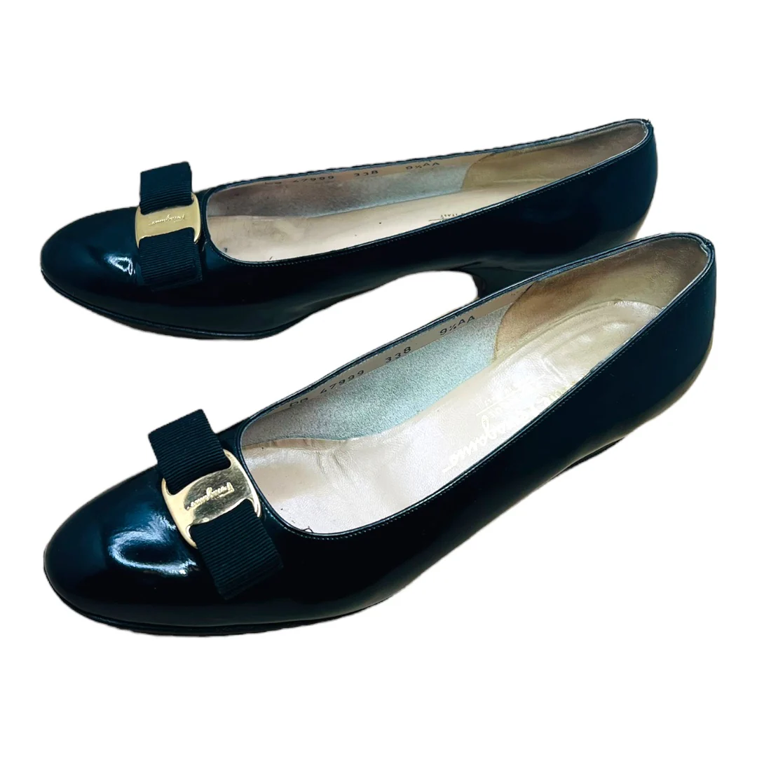 Lillaz New Bone Calf Patent Leather Pumps Gold Logo 9. 5aa by Salvatore Ferragamo - Image 3