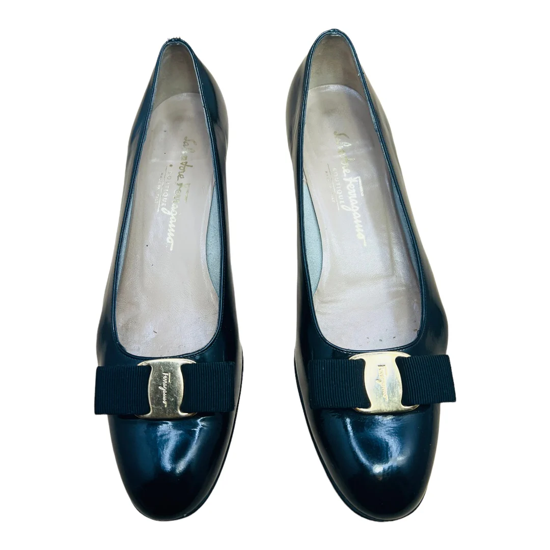 Lillaz New Bone Calf Patent Leather Pumps Gold Logo 9. 5aa by Salvatore Ferragamo - Image 7