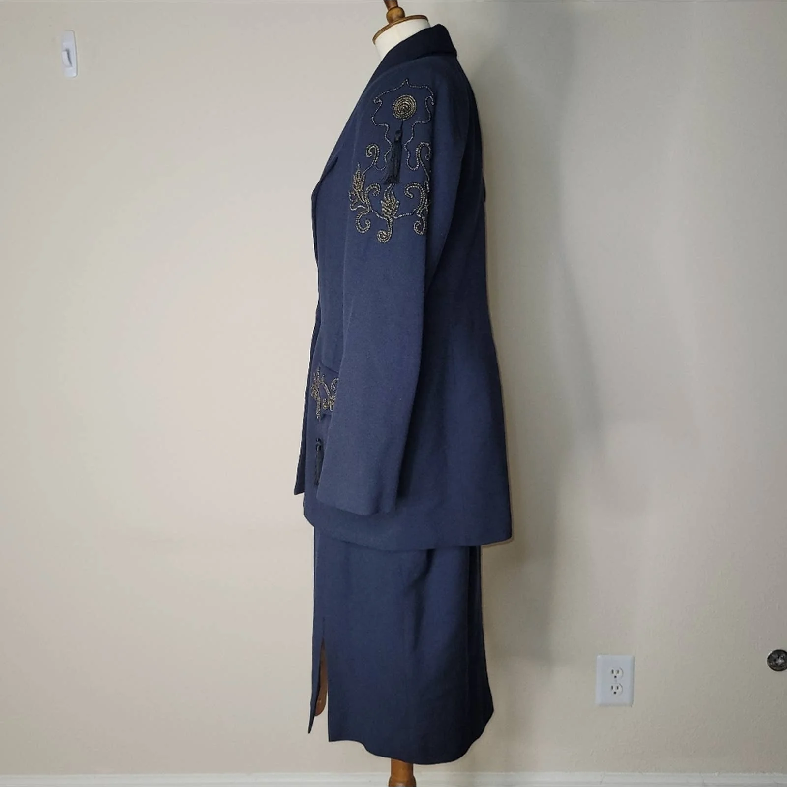 Lillie Rubin Vintage Dark Blue 2-Pc Skirt Set with Gold Embellishments -l by Criscione - Image 4
