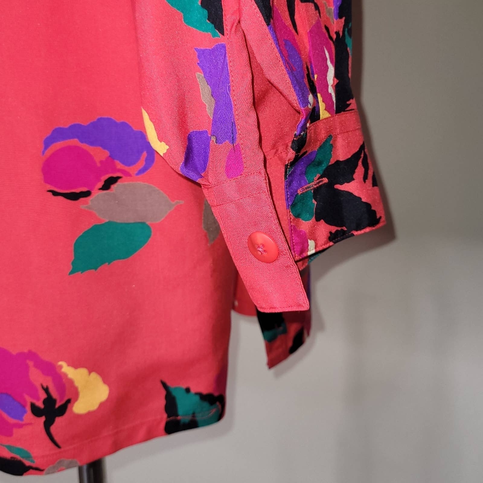 Linda Allard for Ellen Tracy Dark Coral Floral Silk Blouse -10/l by Neiman Marcus - Image 8